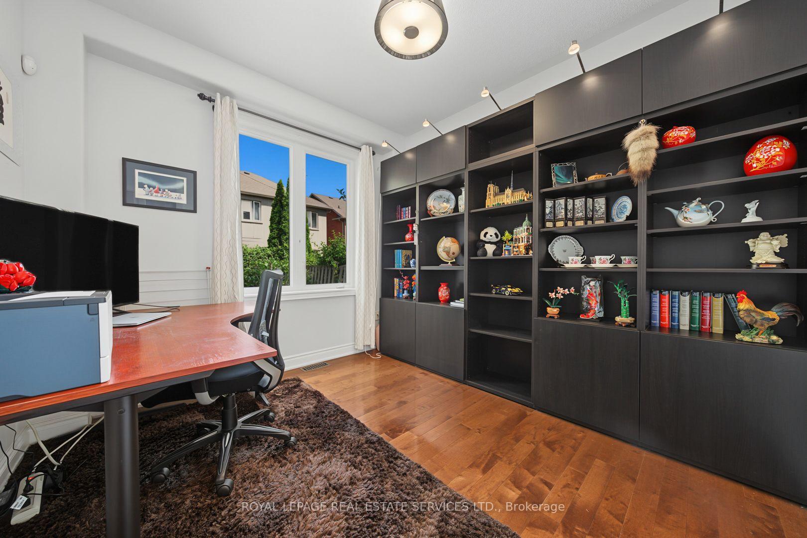 Photo 14 of 3368 Raspberry Bush Trail, Oakville, Bronte — HOMEH