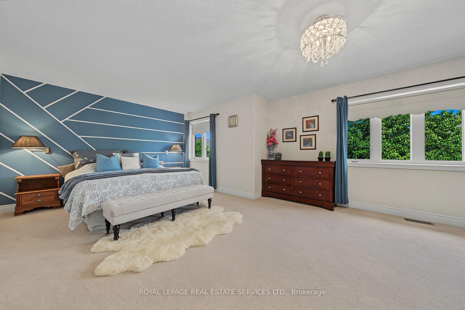 Photo 18 of 3368 Raspberry Bush Trail, Oakville, Bronte — HOMEH