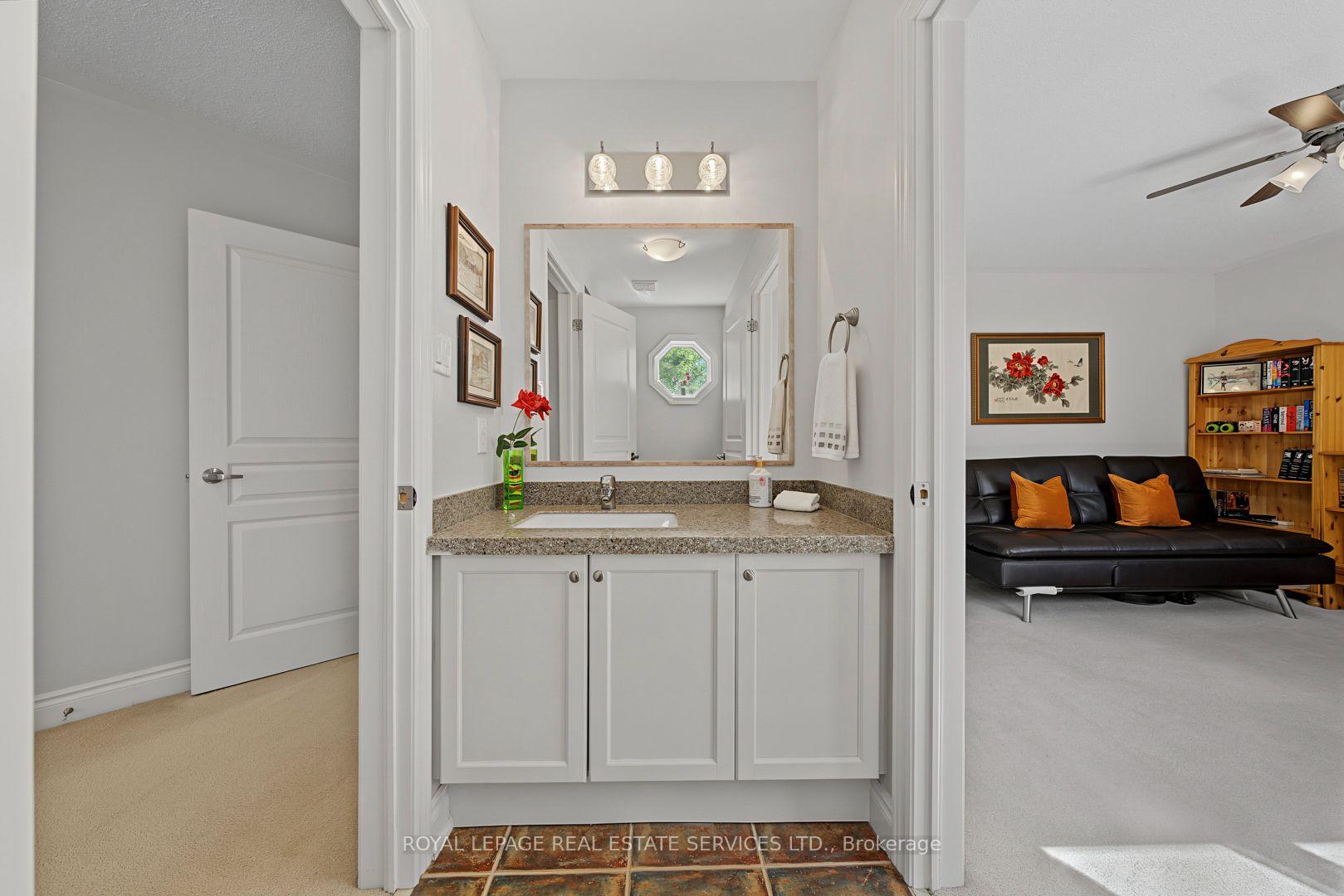 Photo 26 of 3368 Raspberry Bush Trail, Oakville, Bronte — HOMEH
