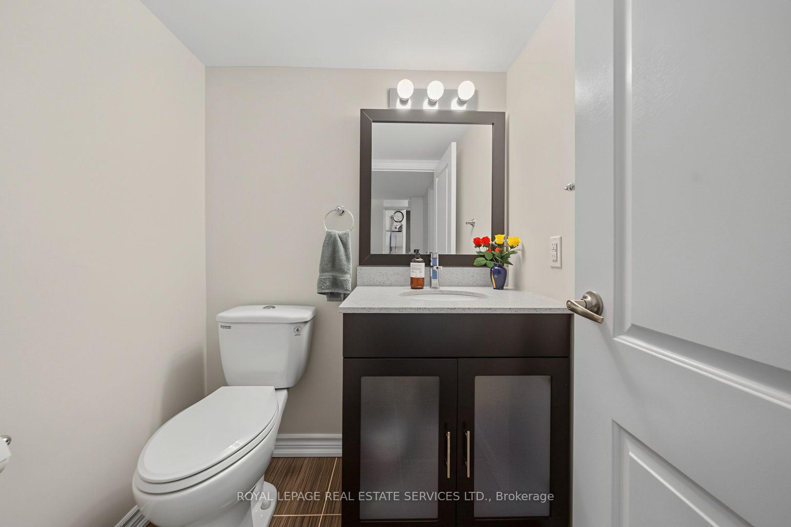 Photo 36 of 3368 Raspberry Bush Trail, Oakville, Bronte — HOMEH