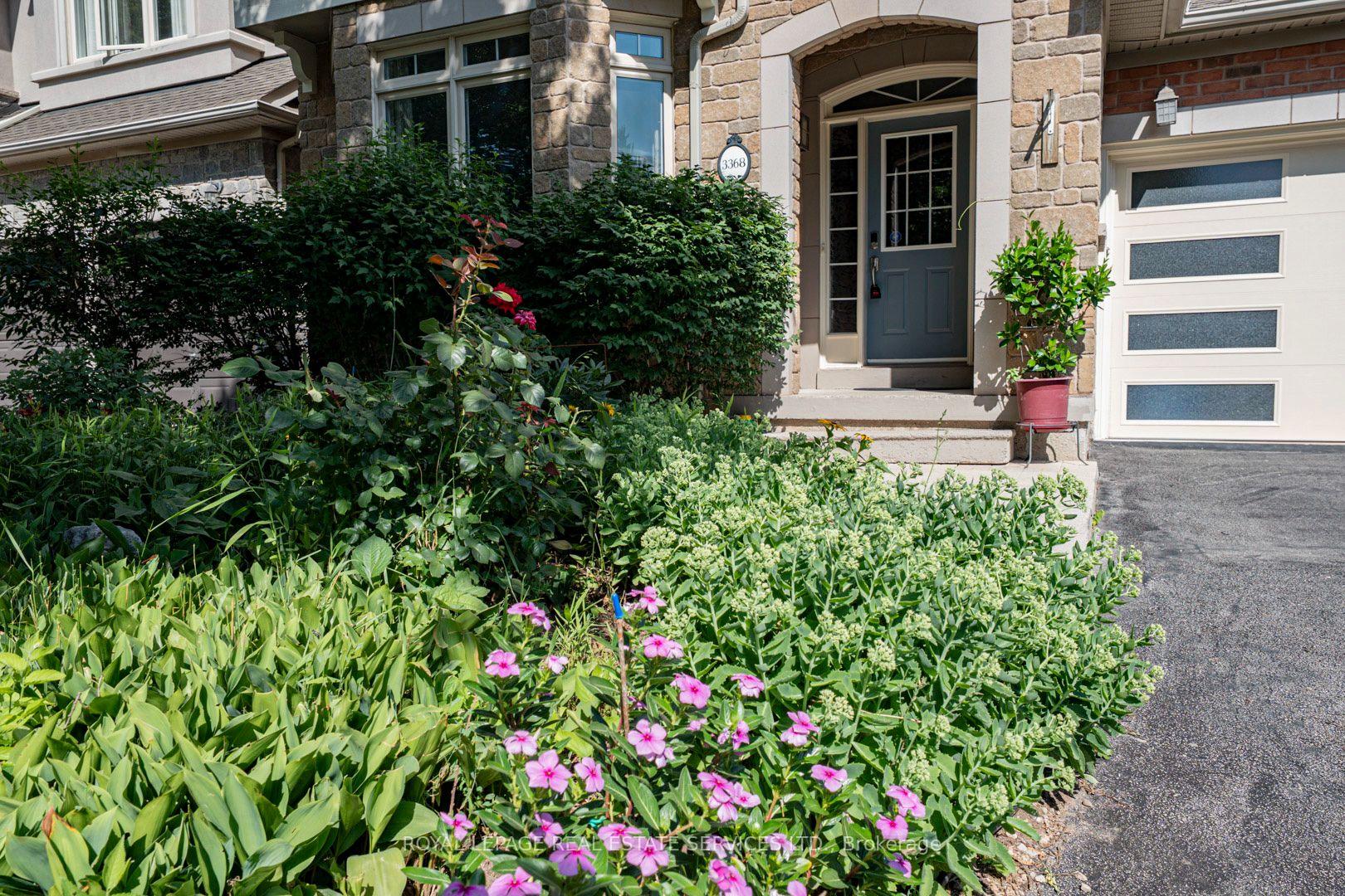 Photo 42 of 3368 Raspberry Bush Trail, Oakville, Bronte — HOMEH