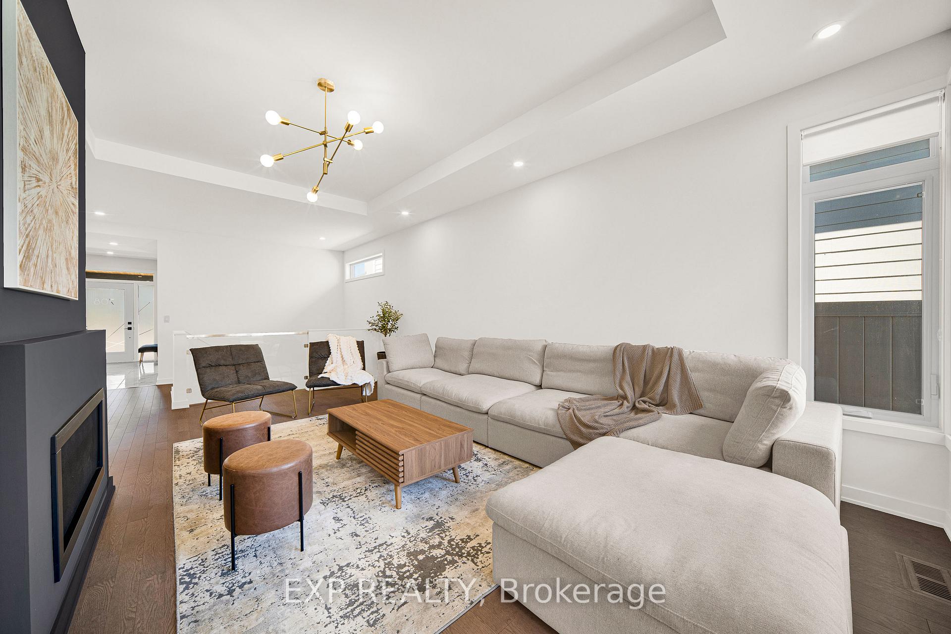 Photo 3 of 708 Wooler Place, Ottawa, Leitrim — HOMEH