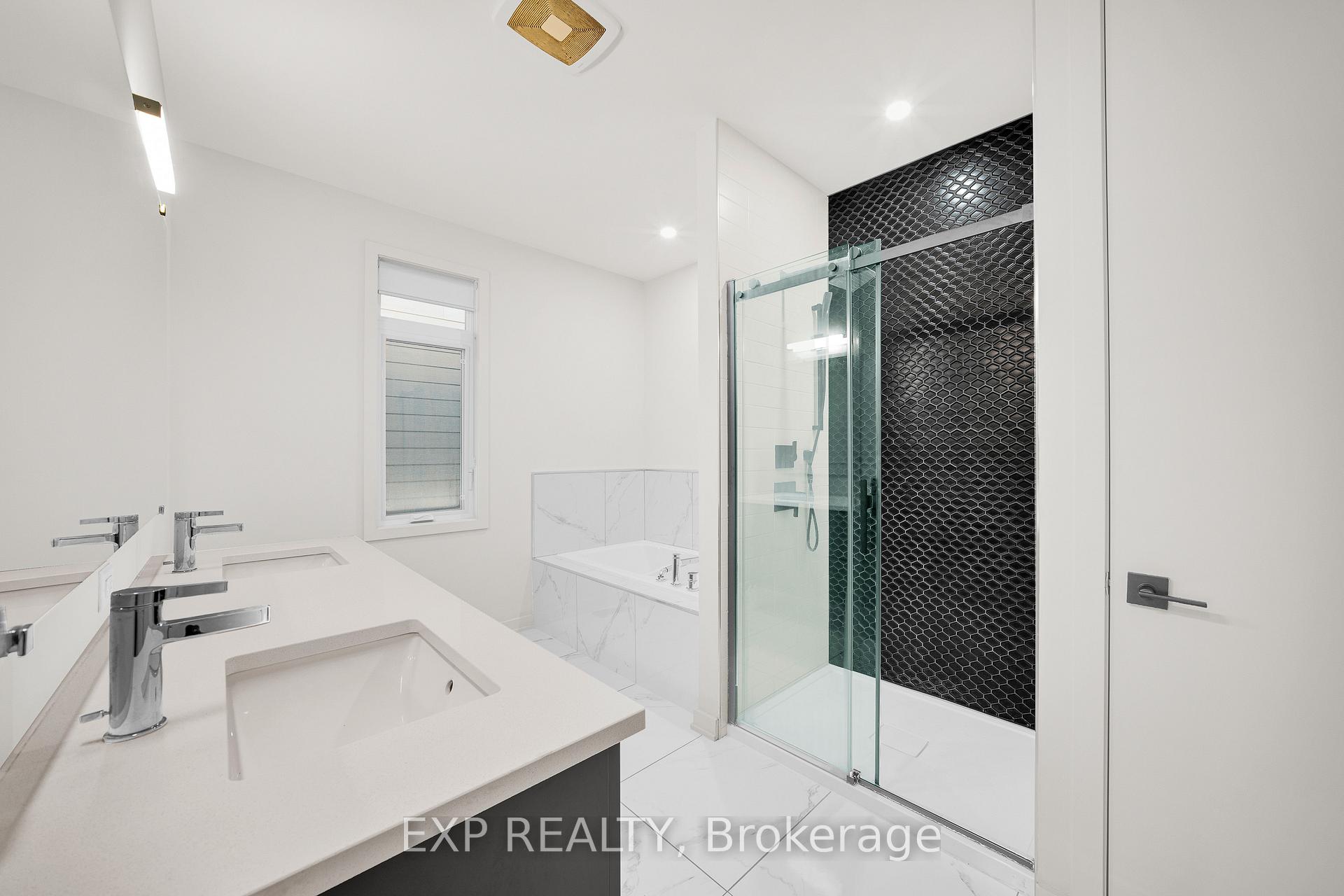 Photo 17 of 708 Wooler Place, Ottawa, Leitrim — HOMEH