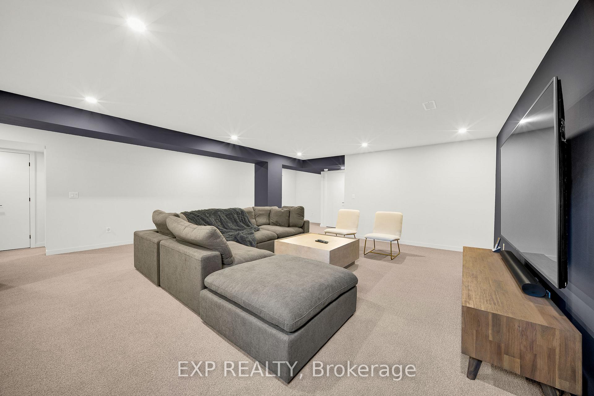 Photo 26 of 708 Wooler Place, Ottawa, Leitrim — HOMEH