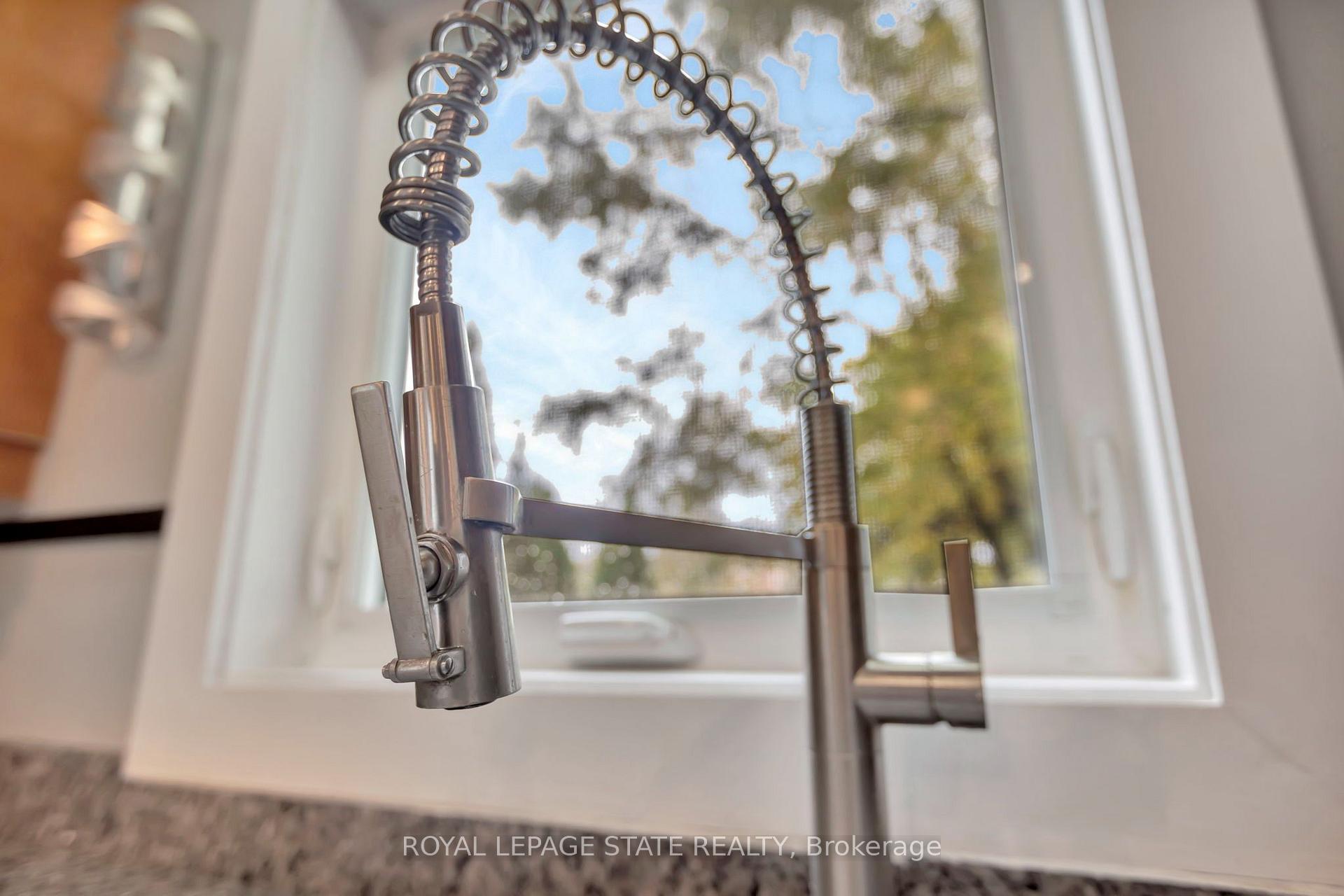 Photo 10 of 121 King Street E, Hamilton, Stoney Creek — HOMEH