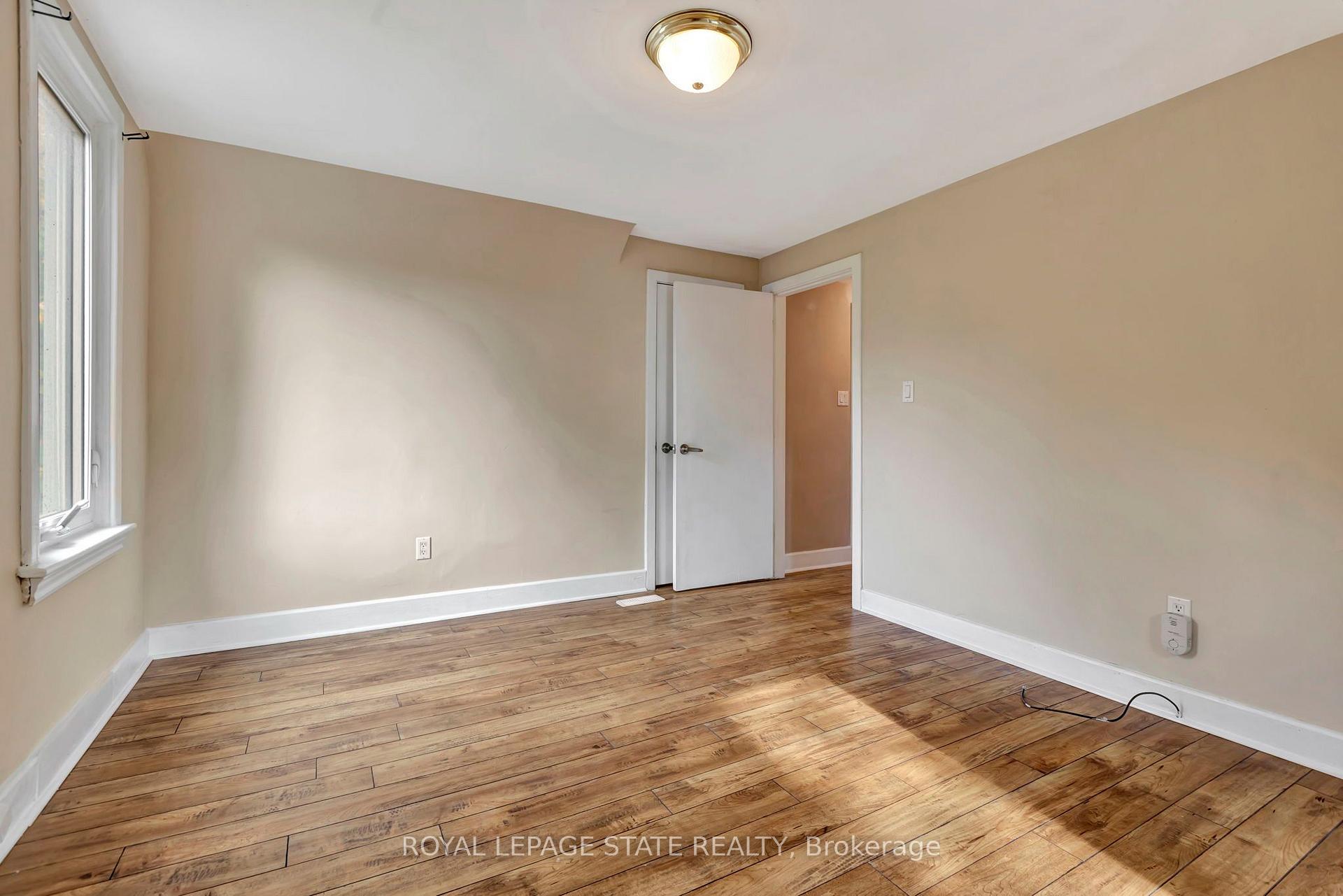 Photo 16 of 121 King Street E, Hamilton, Stoney Creek — HOMEH
