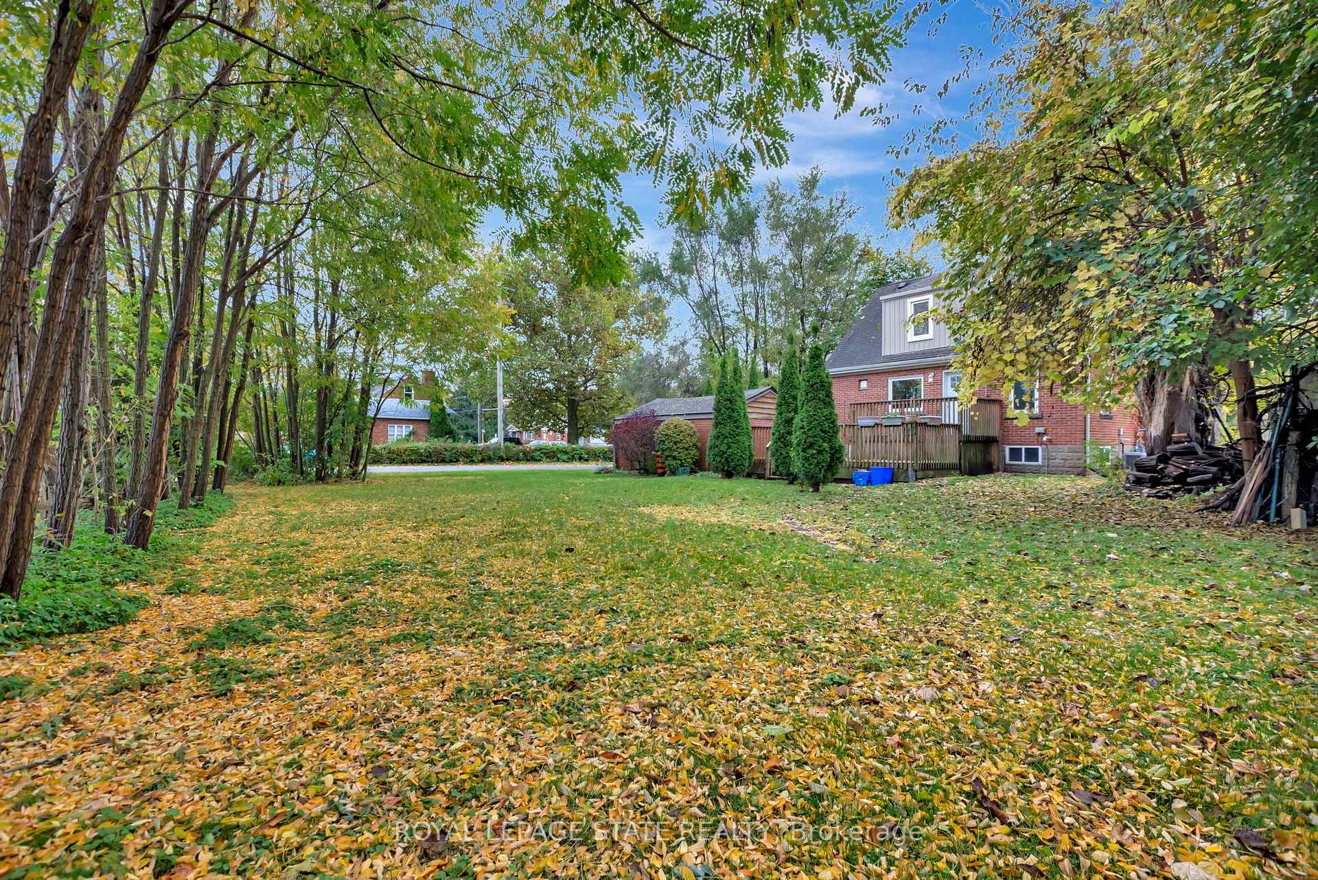 Photo 24 of 121 King Street E, Hamilton, Stoney Creek — HOMEH