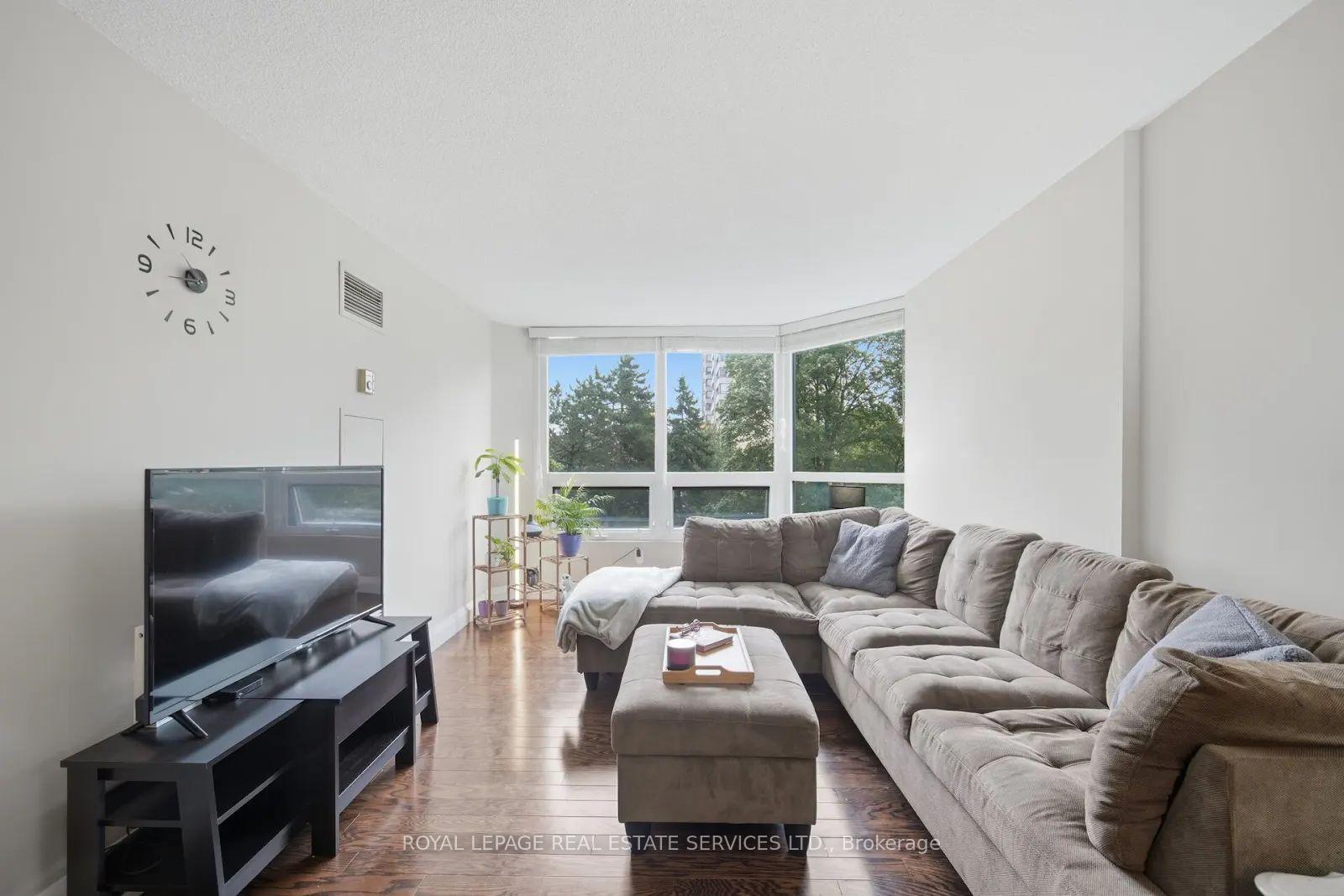 Photo 14 of Unit 306, 8 Lisa Street, Brampton, Queen Street Corridor — HOMEH