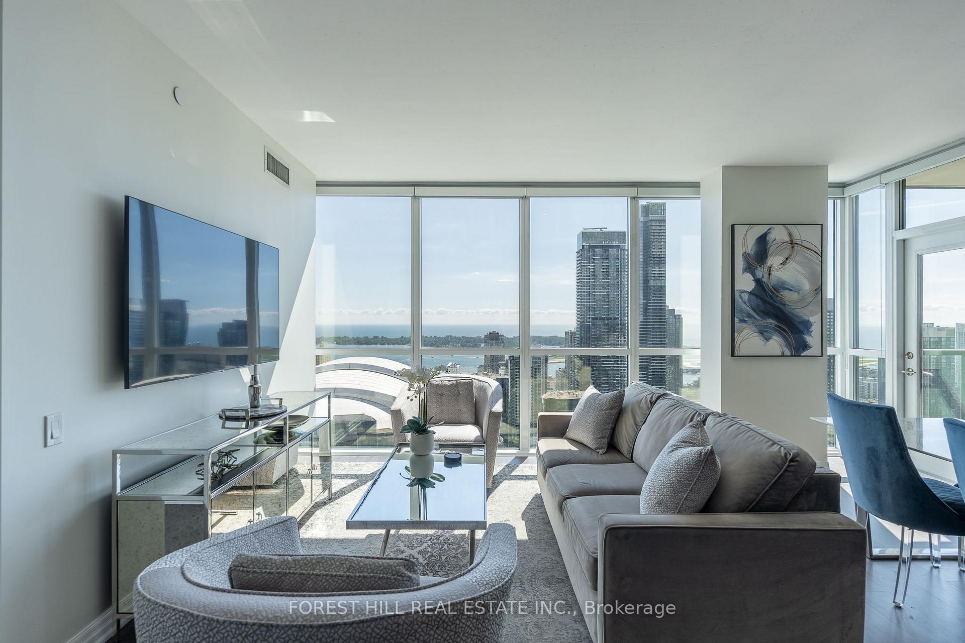 Photo 4 of Unit 4004, 88 Blue Jays Way, Toronto, Waterfront Communities — HOMEH