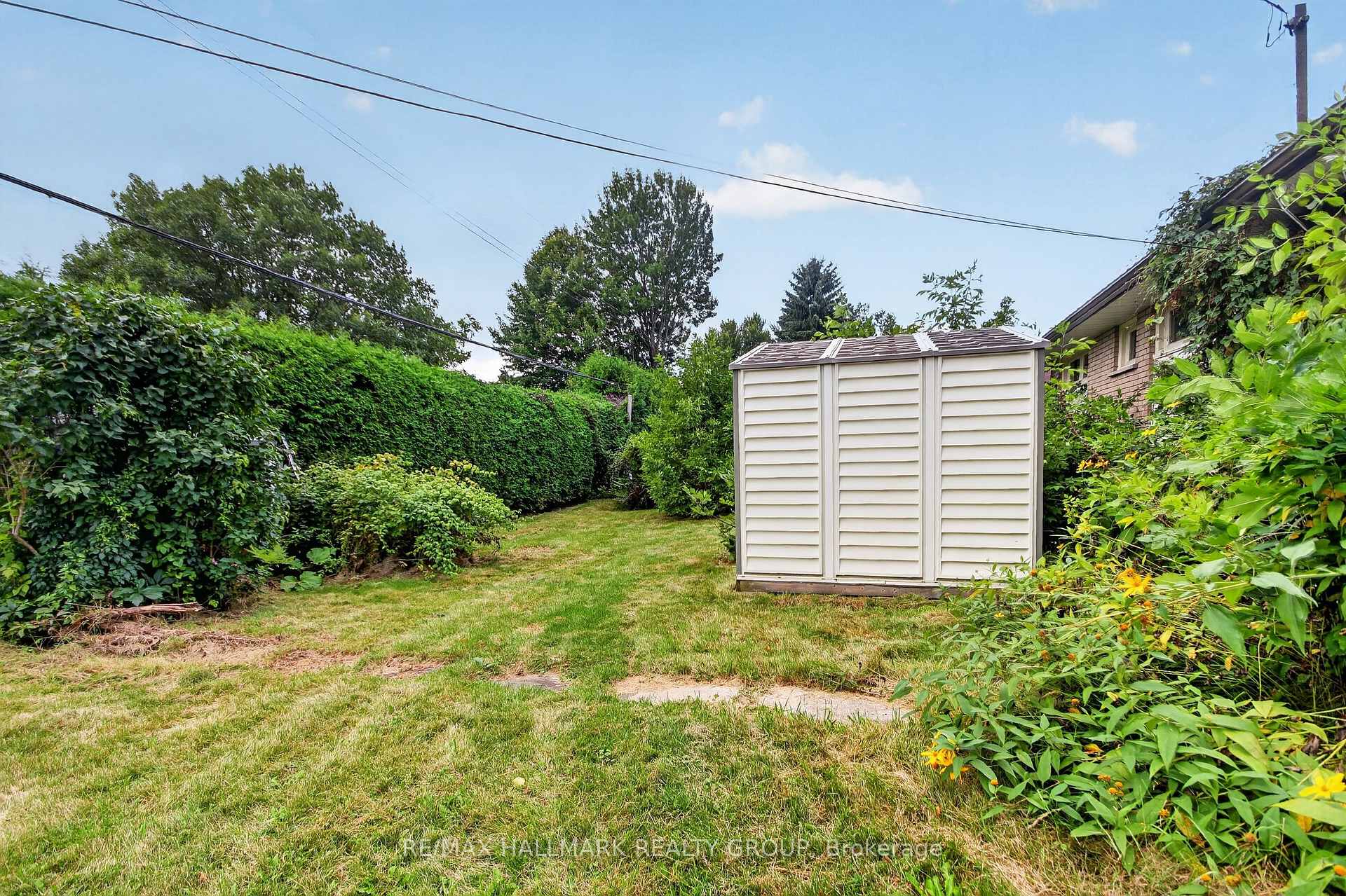 Photo 14 of 118 Knoxdale Road, Ottawa, Manordale — HOMEH
