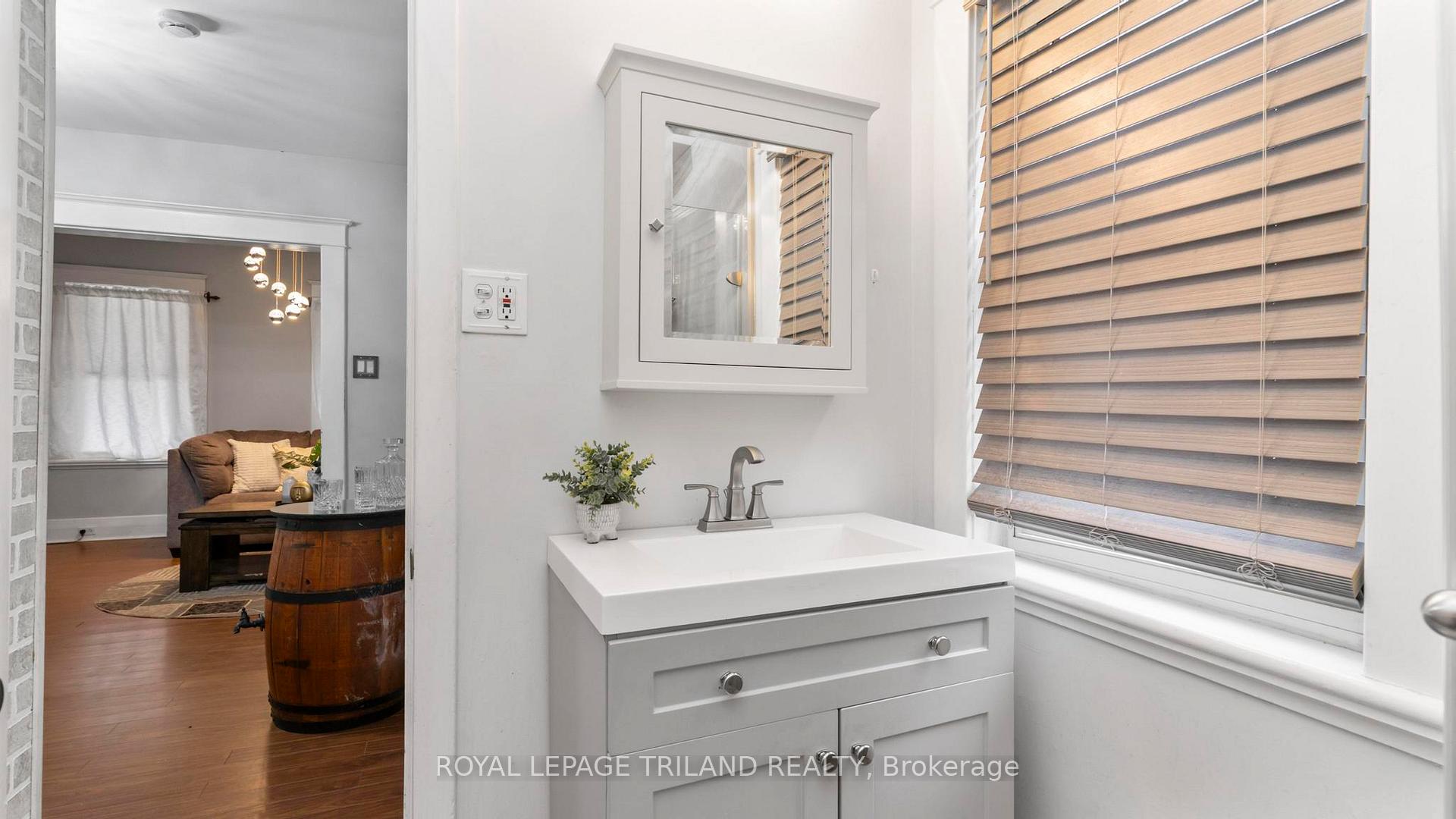 Photo 15 of 41 Gunn Street, London, North K — HOMEH