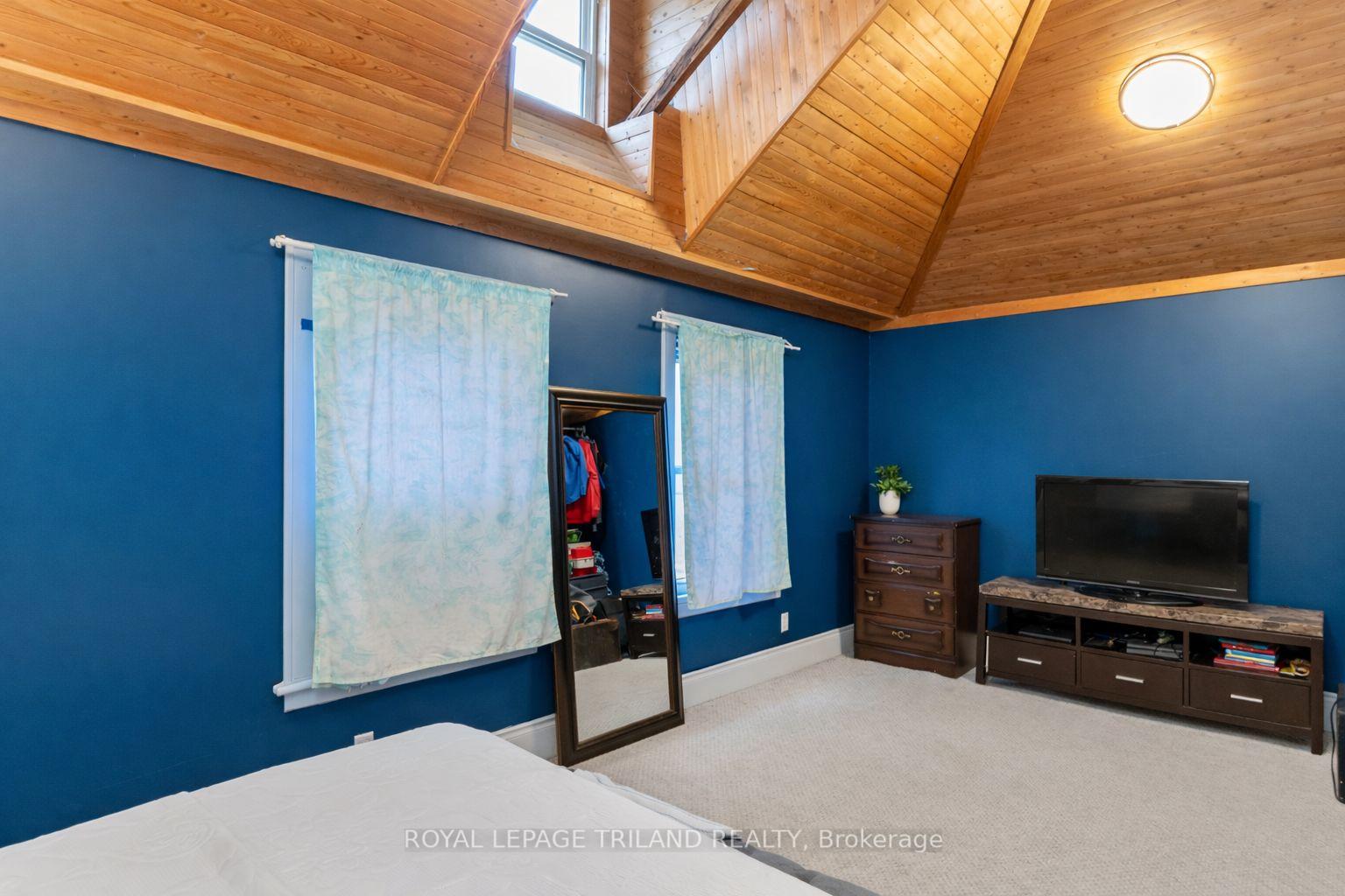 Photo 17 of 41 Gunn Street, London, North K — HOMEH