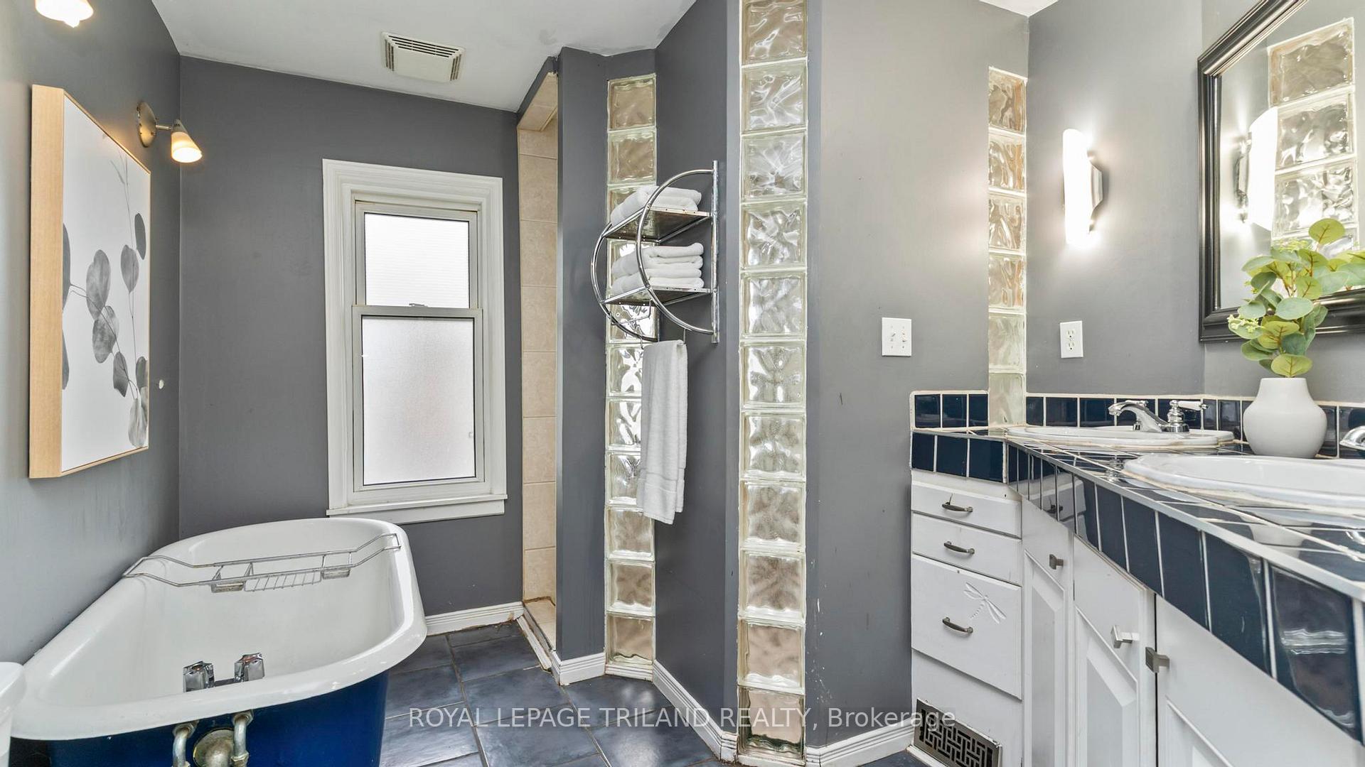 Photo 18 of 41 Gunn Street, London, North K — HOMEH