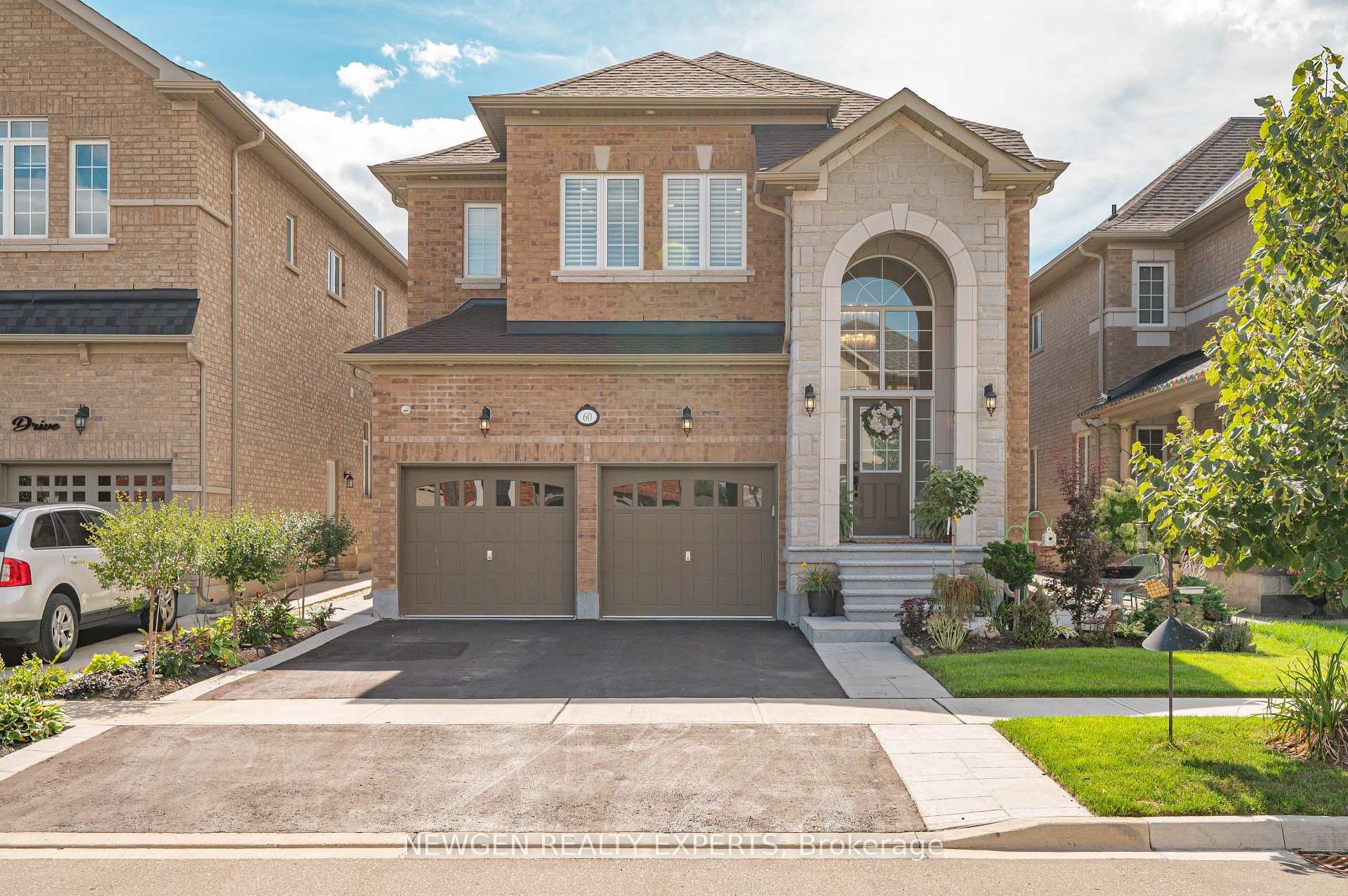 Photo 1 of 60 Monarch Drive, Halton Hills, Georgetown — HOMEH