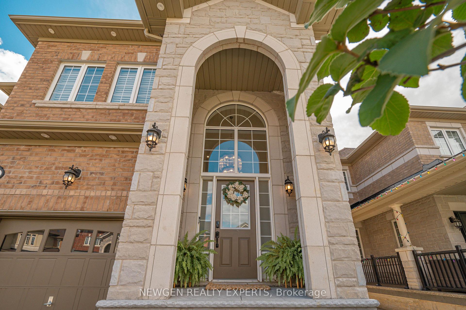 Photo 4 of 60 Monarch Drive, Halton Hills, Georgetown — HOMEH