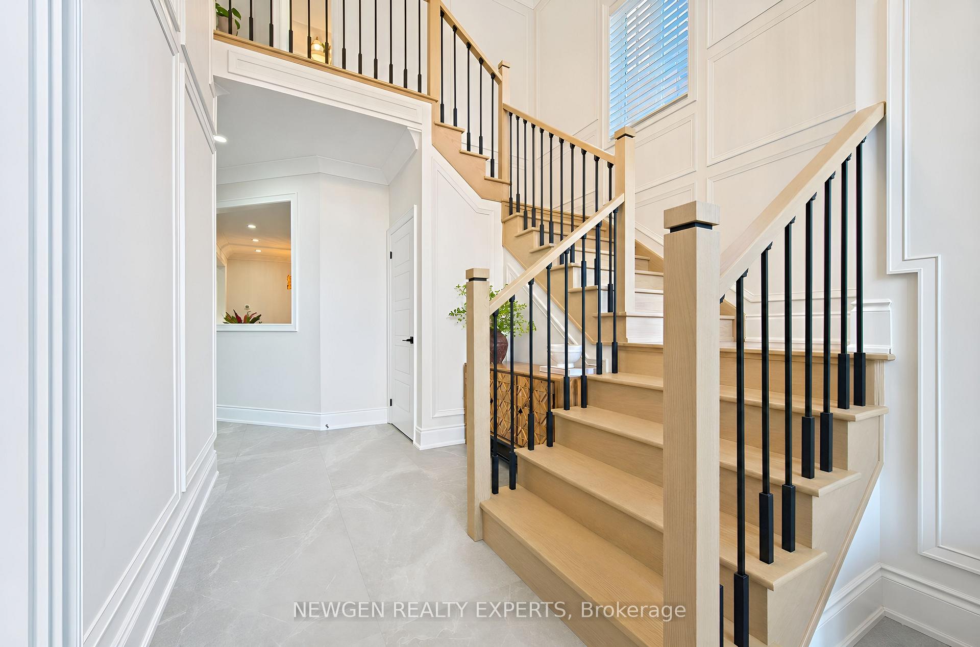Photo 9 of 60 Monarch Drive, Halton Hills, Georgetown — HOMEH