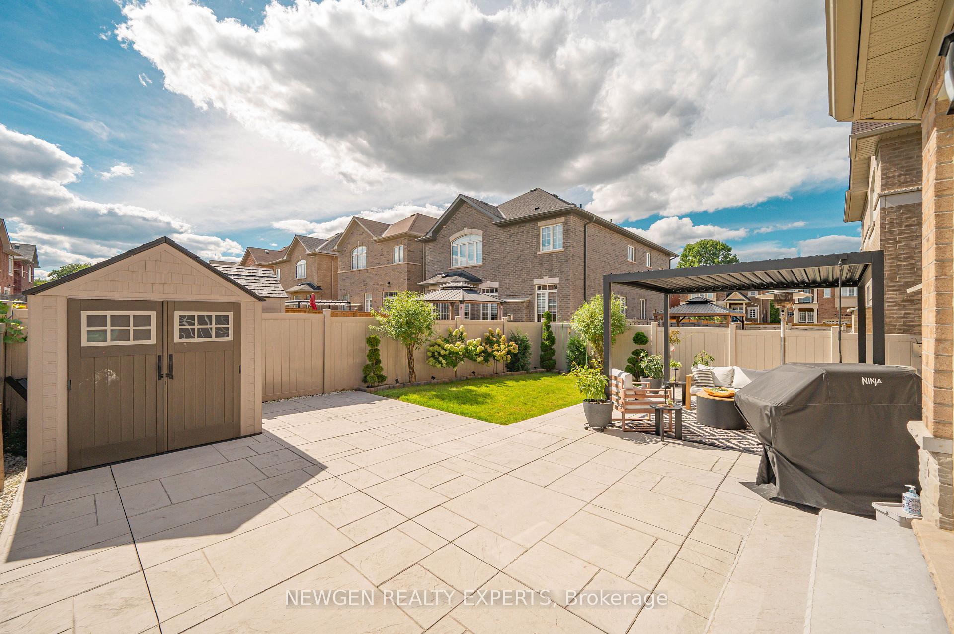 Photo 49 of 60 Monarch Drive, Halton Hills, Georgetown — HOMEH