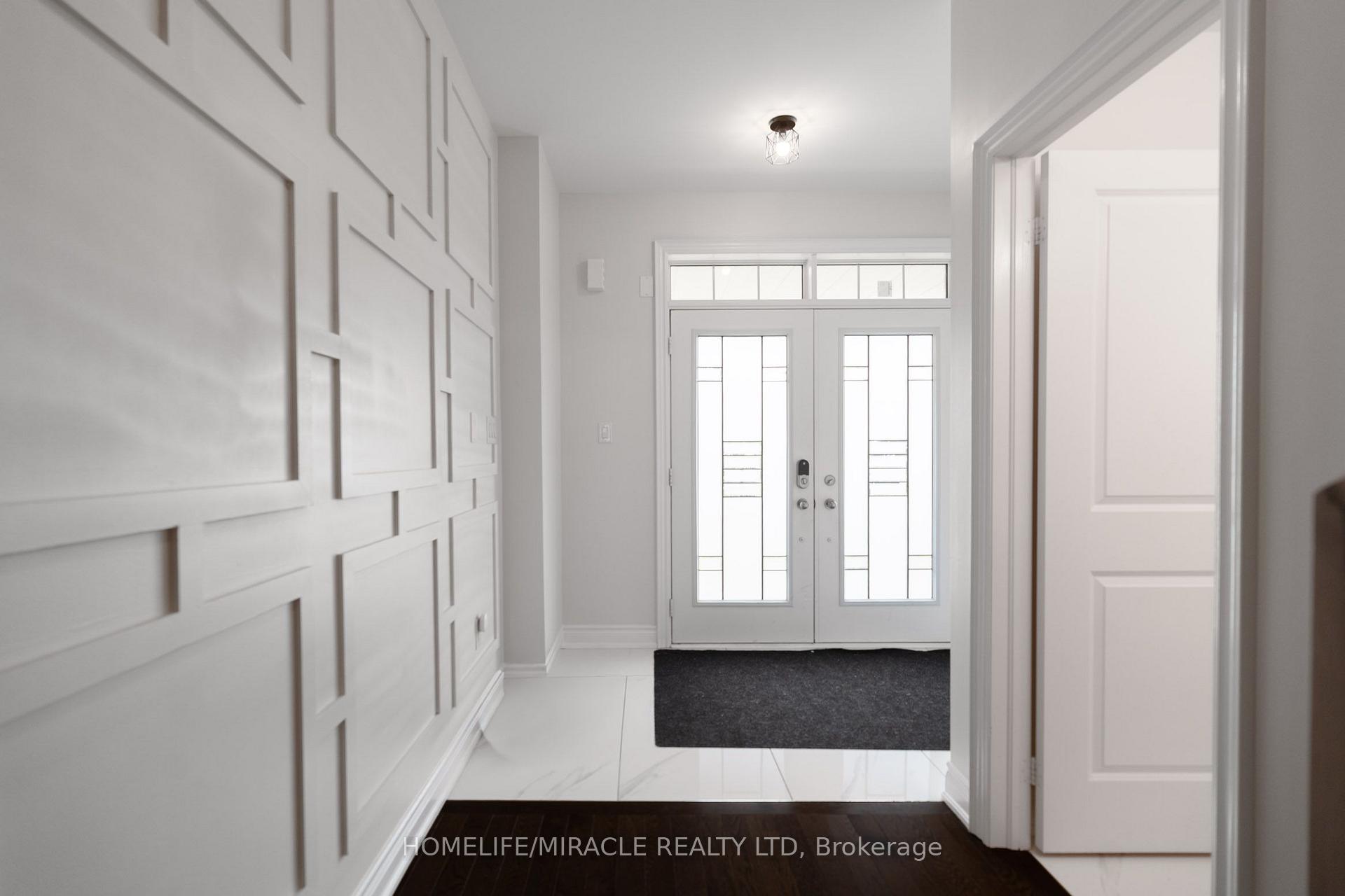 Photo 3 of 15 Ryerson Drive, Vaughan, Kleinburg — HOMEH