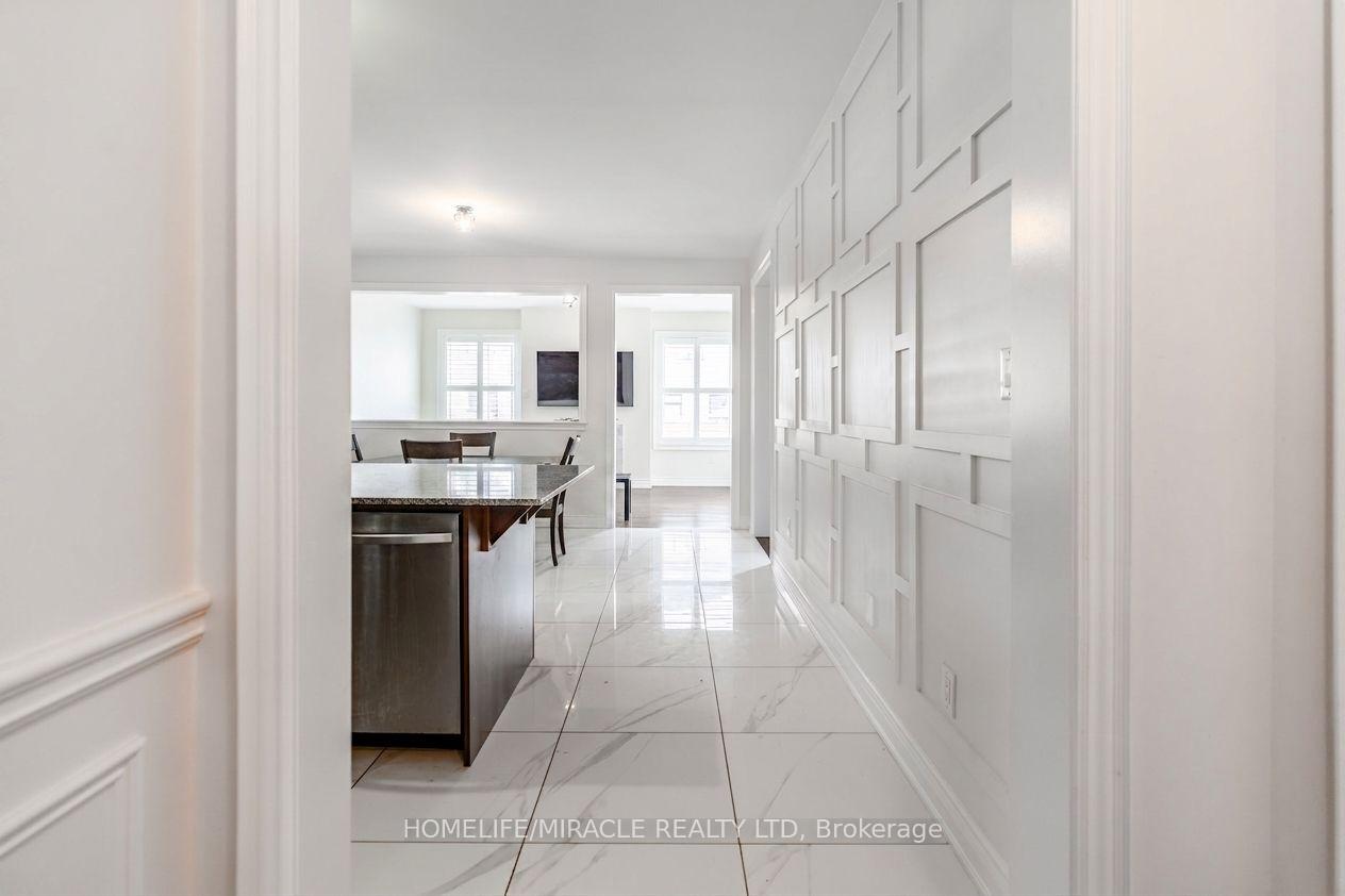 Photo 7 of 15 Ryerson Drive, Vaughan, Kleinburg — HOMEH
