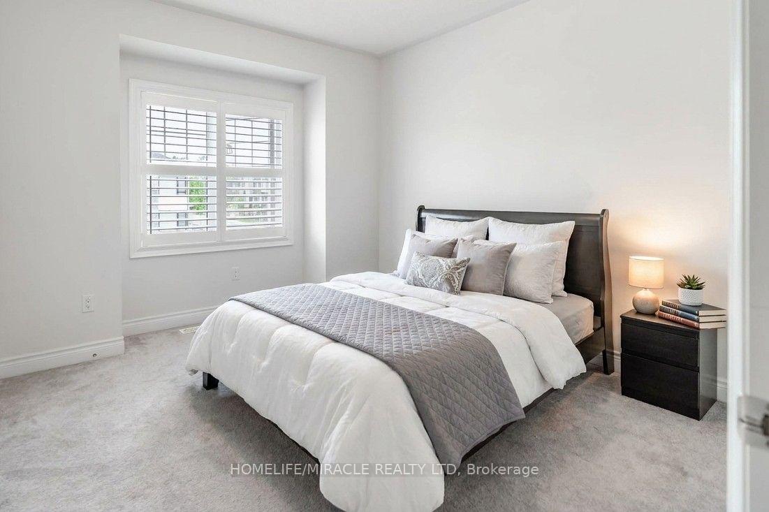 Photo 23 of 15 Ryerson Drive, Vaughan, Kleinburg — HOMEH