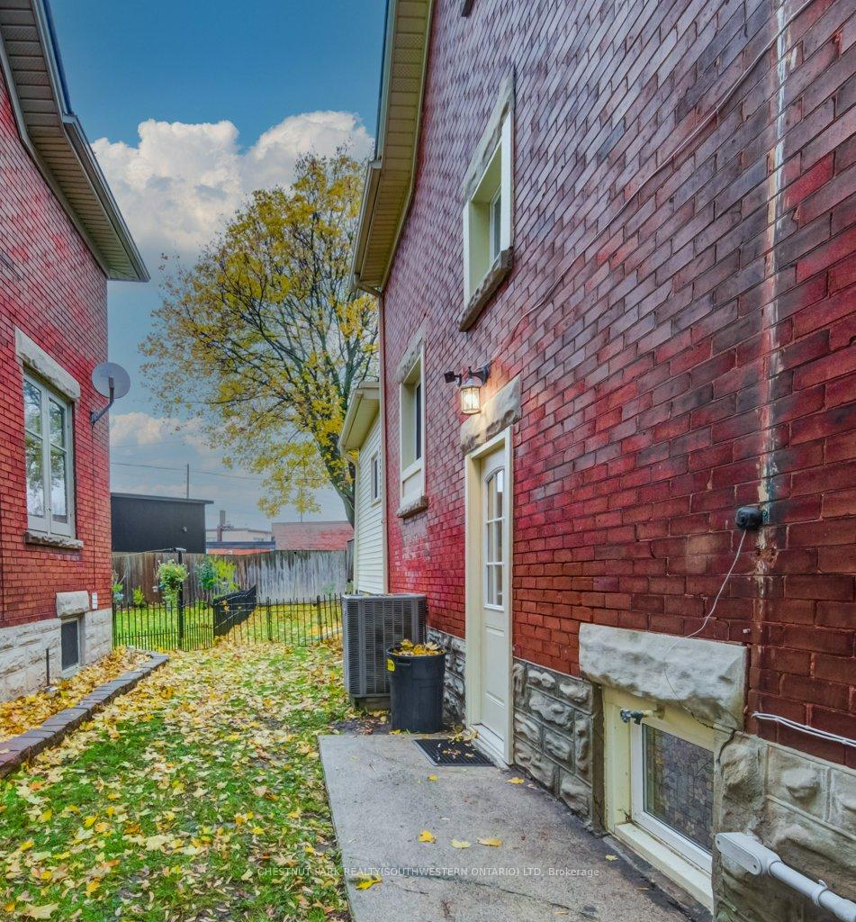 Photo 35 of 26 St. Leger Street, Kitchener, Civic Centre — HOMEH