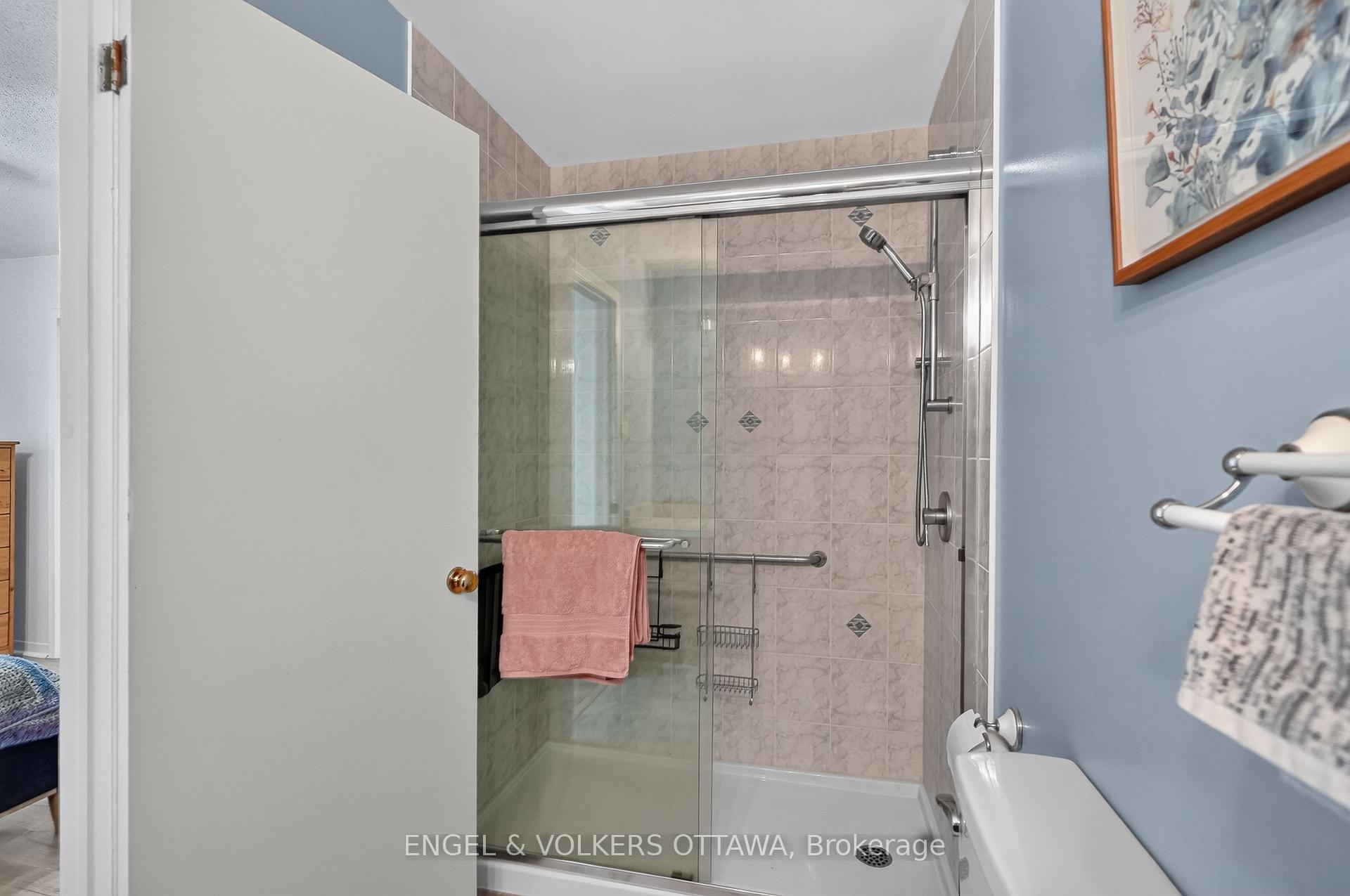 Photo 16 of 3620 Albion Road S, Ottawa, Emerald Woods/Sawmill Creek — HOMEH