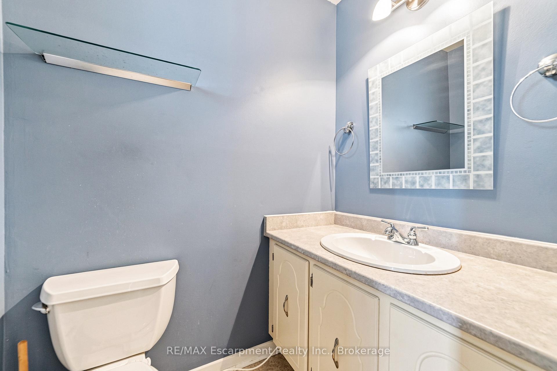 Photo 6 of Unit 52, 2380 Bromsgrove Road, Mississauga, Clarkson — HOMEH