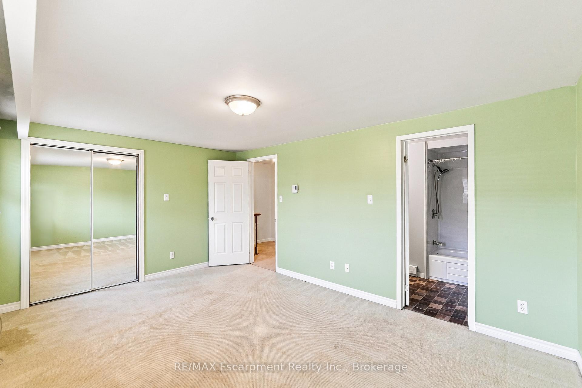 Photo 26 of Unit 52, 2380 Bromsgrove Road, Mississauga, Clarkson — HOMEH