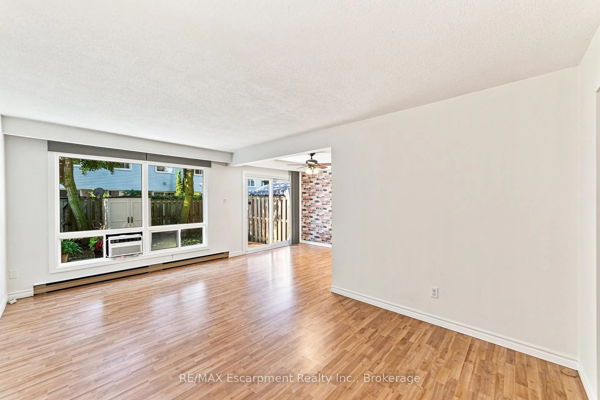 Photo 12 of Unit 52, 2380 Bromsgrove Road, Mississauga, Clarkson — HOMEH