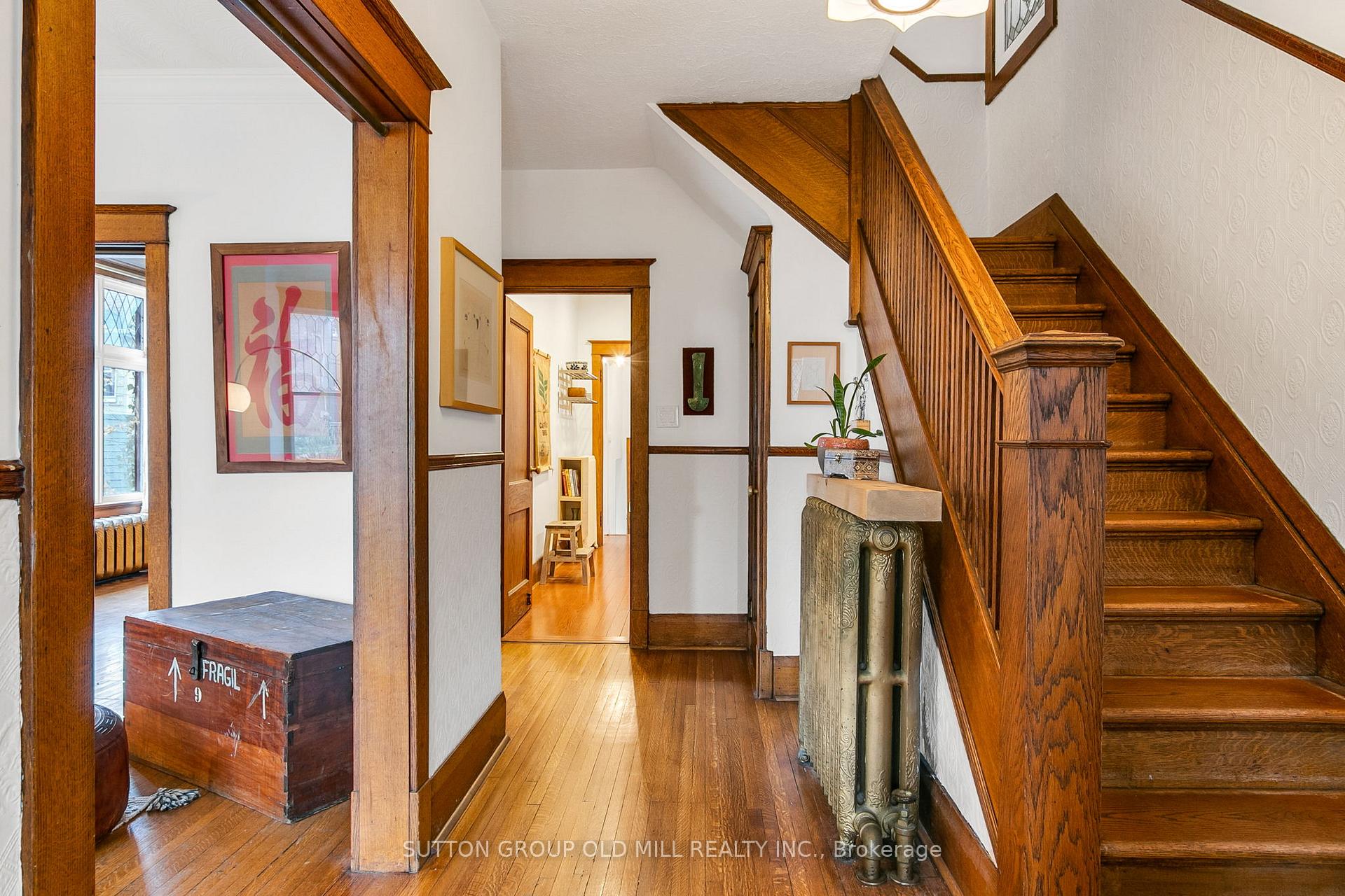 Photo 3 of 1 Algonquin Avenue, Toronto, High Park-Swansea — HOMEH