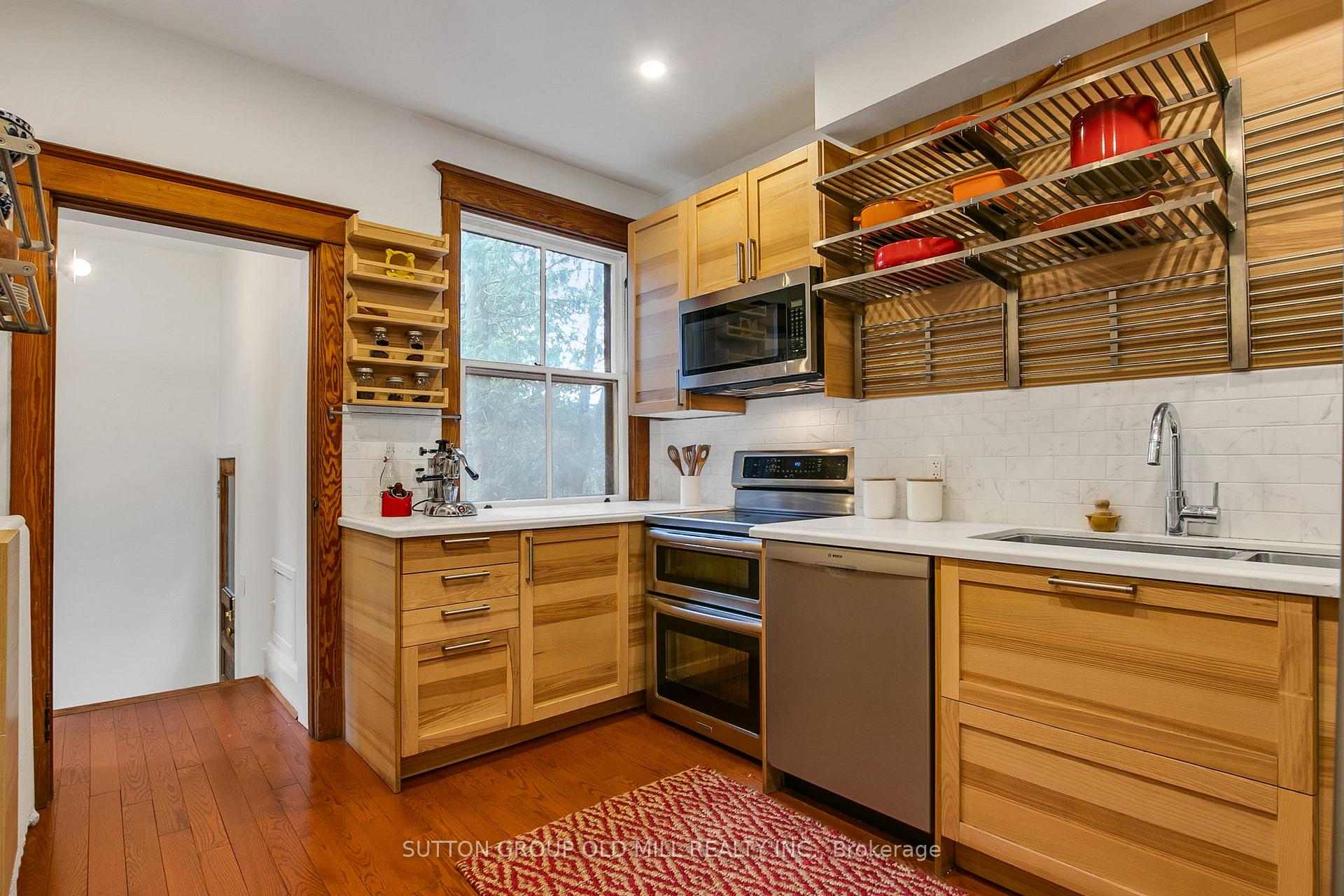 Photo 17 of 1 Algonquin Avenue, Toronto, High Park-Swansea — HOMEH