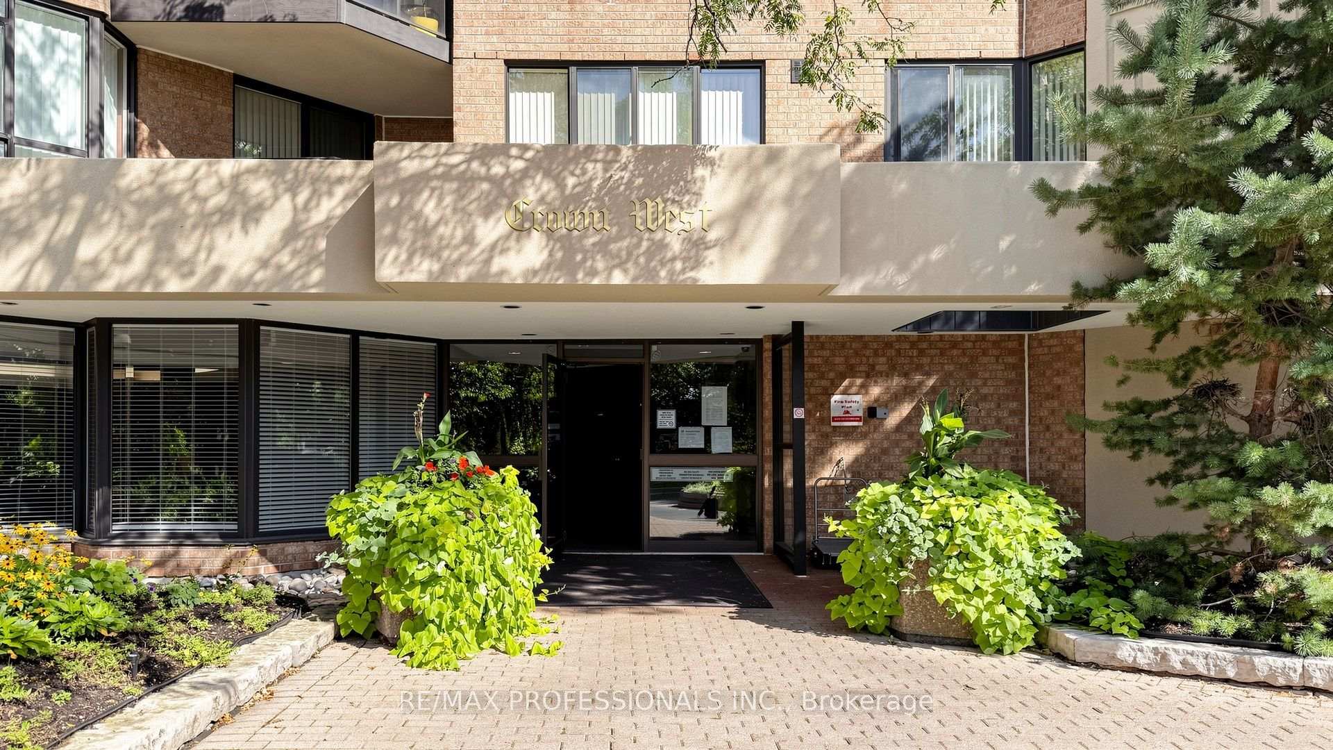 Photo 2 of Unit 1107, 20 Cherrytree Drive, Brampton, Fletcher's Creek South — HOMEH