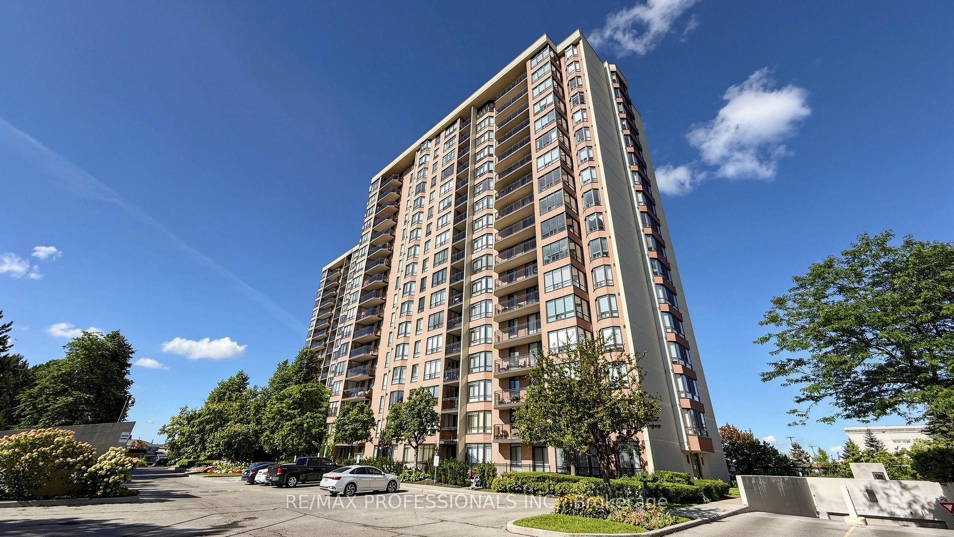Photo 4 of Unit 1107, 20 Cherrytree Drive, Brampton, Fletcher's Creek South — HOMEH