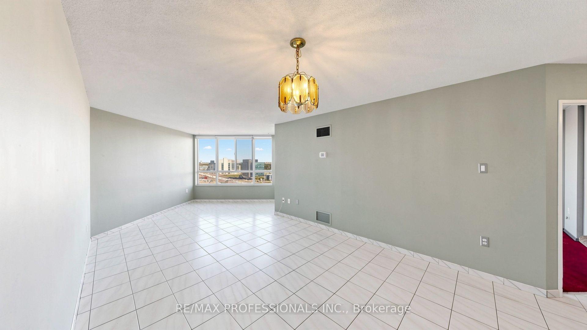 Photo 12 of Unit 1107, 20 Cherrytree Drive, Brampton, Fletcher's Creek South — HOMEH