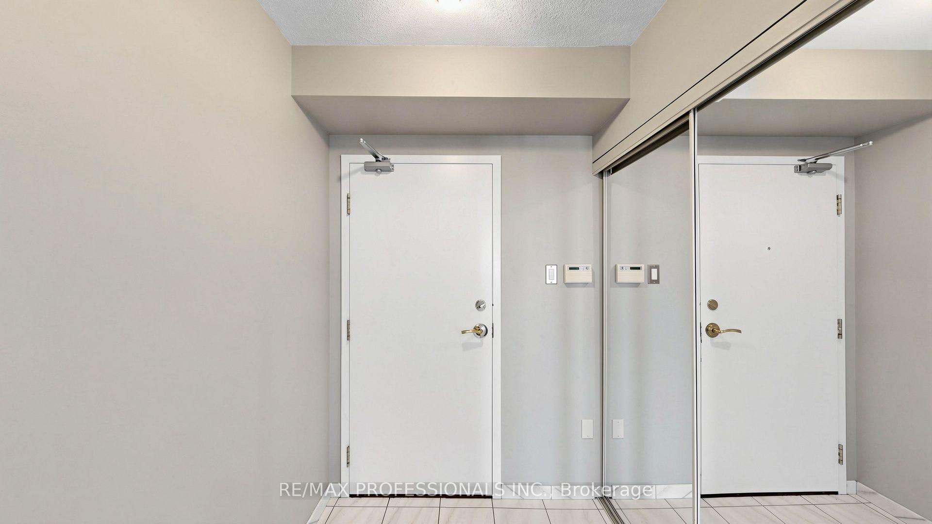 Photo 32 of Unit 1107, 20 Cherrytree Drive, Brampton, Fletcher's Creek South — HOMEH