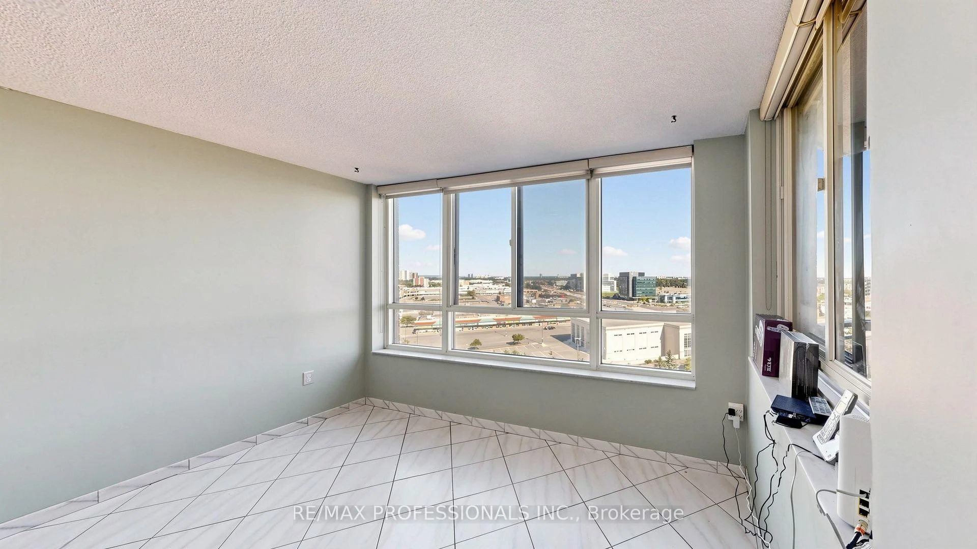 Photo 54 of Unit 1107, 20 Cherrytree Drive, Brampton, Fletcher's Creek South — HOMEH