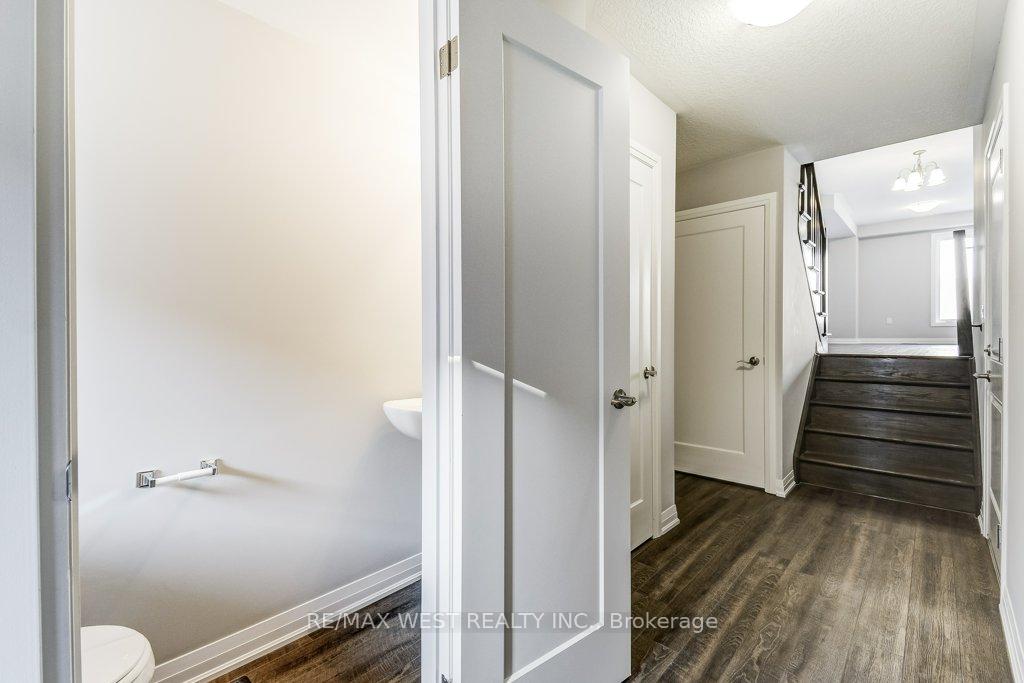 Photo 4 of 4 Glade Lane, Hamilton, Rural Glanbrook — HOMEH