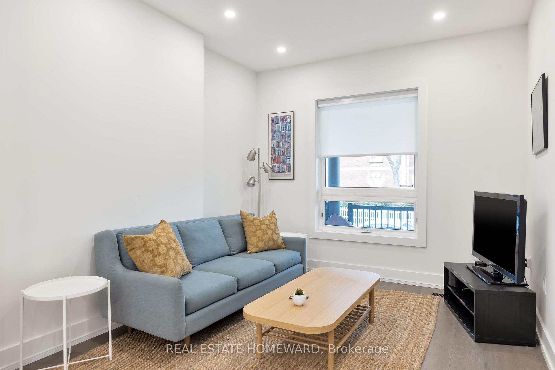 Photo 10 of 6 Halton Street, Toronto, Trinity-Bellwoods — HOMEH