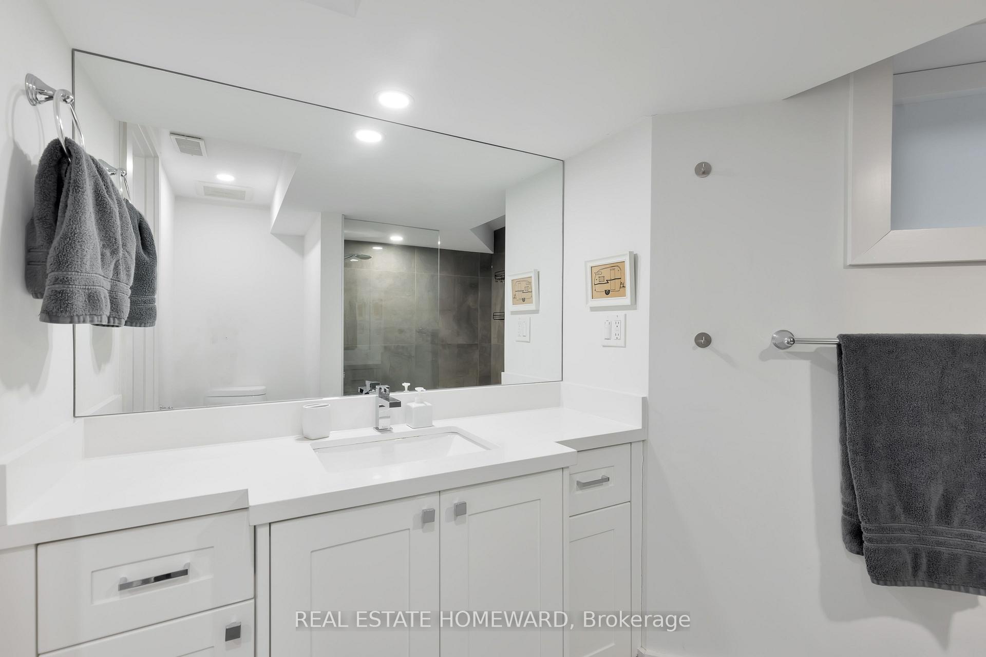Photo 23 of 6 Halton Street, Toronto, Trinity-Bellwoods — HOMEH
