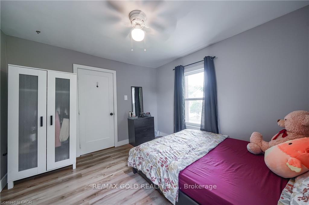 Photo 15 of 36 Kerr Street, Cambridge, East Galt — HOMEH