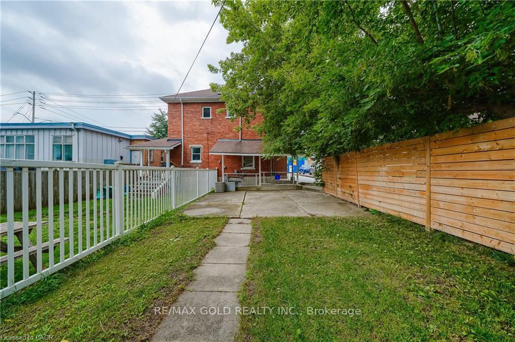 Photo 37 of 36 Kerr Street, Cambridge, East Galt — HOMEH