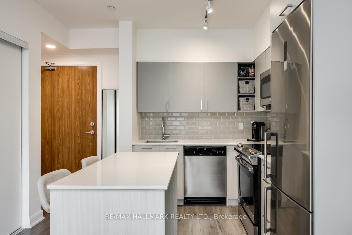Photo 7 of Unit 306, 385 Osler Street, Toronto, Weston-Pellam Park — HOMEH