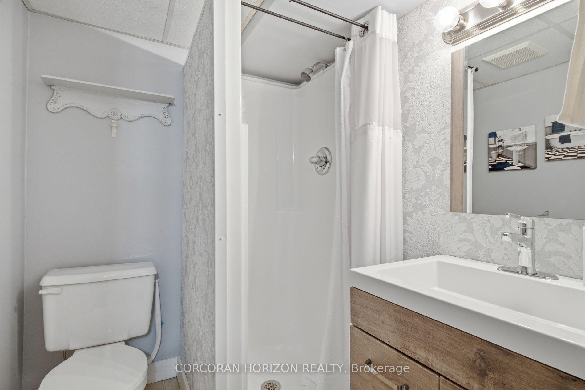 Photo 38 of 156 Hickory Street, Cambridge, Preston North — HOMEH