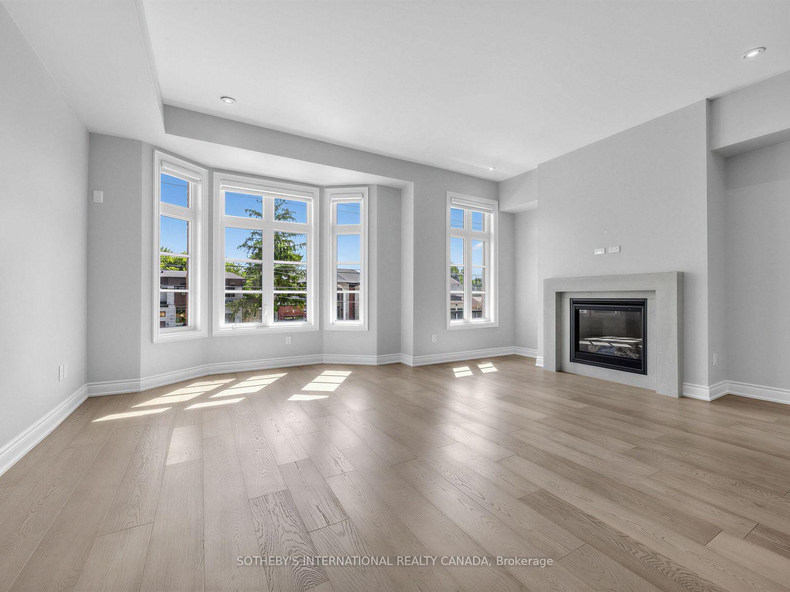 Photo 6 of 78A Thomas Street, Mississauga, Streetsville — HOMEH