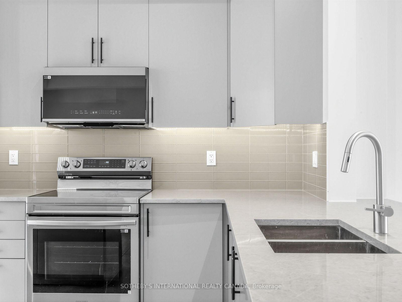 Photo 11 of 78A Thomas Street, Mississauga, Streetsville — HOMEH