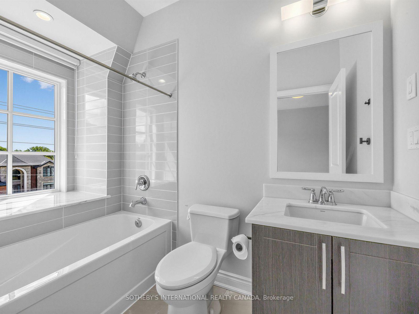 Photo 30 of 78A Thomas Street, Mississauga, Streetsville — HOMEH