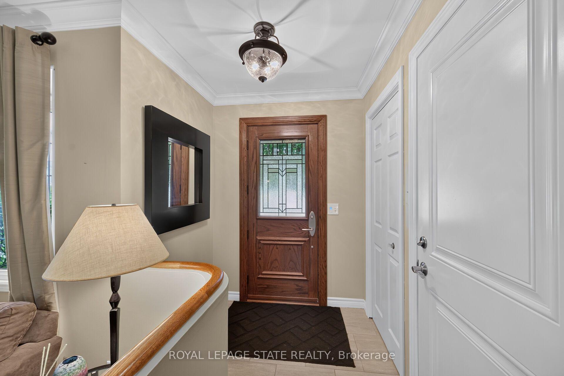 Photo 5 of 2 Novoco Drive, Hamilton, Gurnett — HOMEH