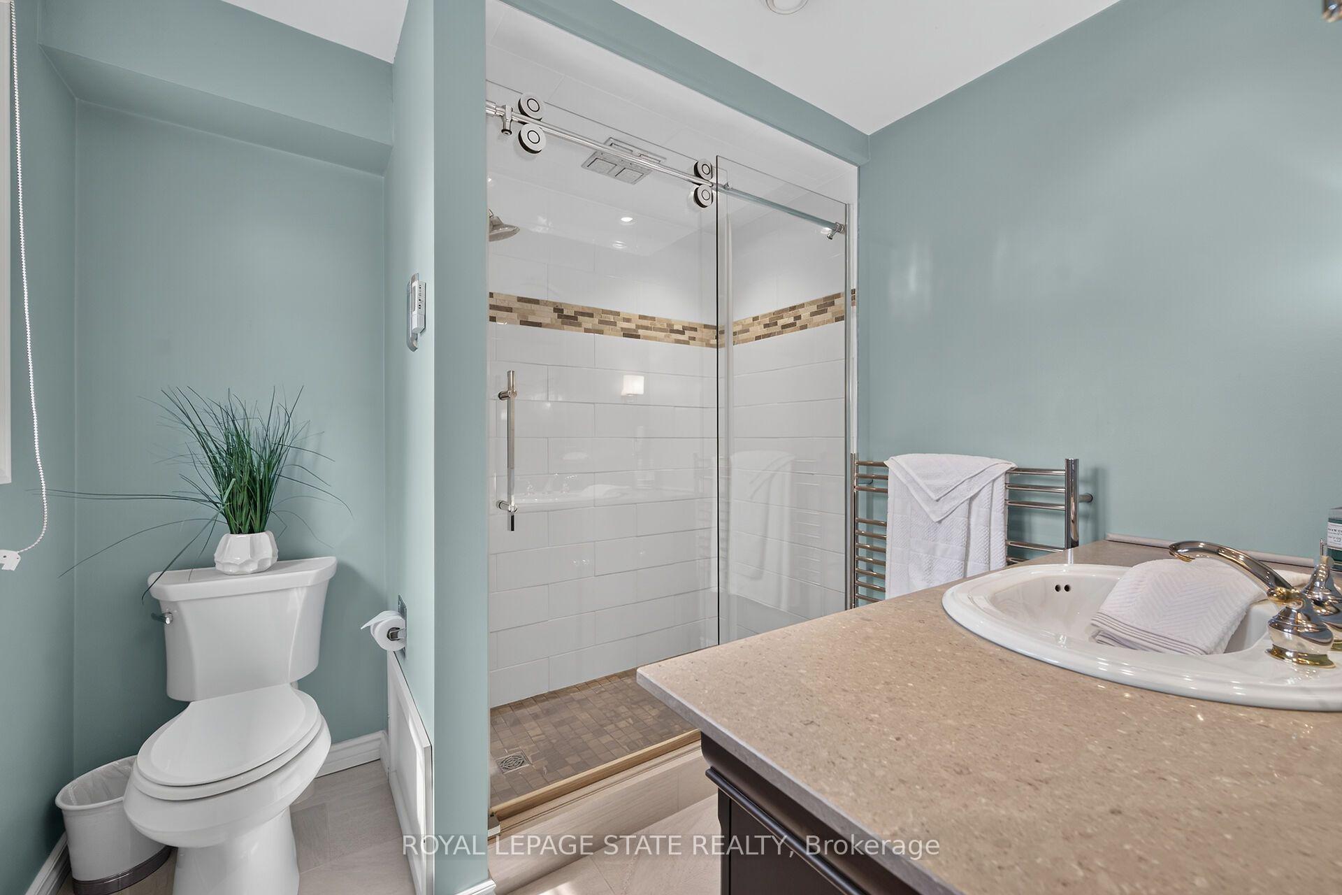 Photo 21 of 2 Novoco Drive, Hamilton, Gurnett — HOMEH