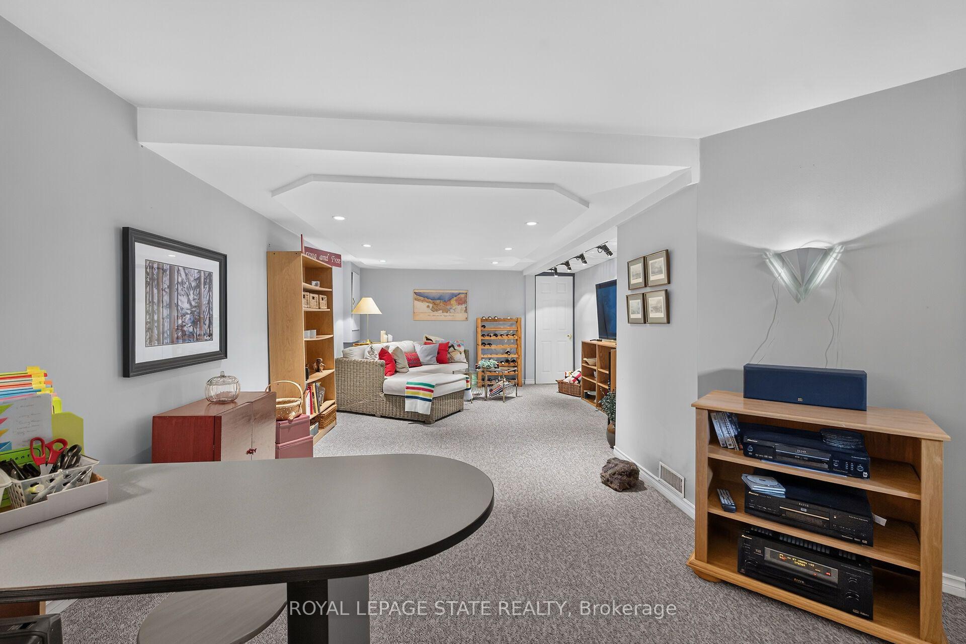 Photo 39 of 2 Novoco Drive, Hamilton, Gurnett — HOMEH