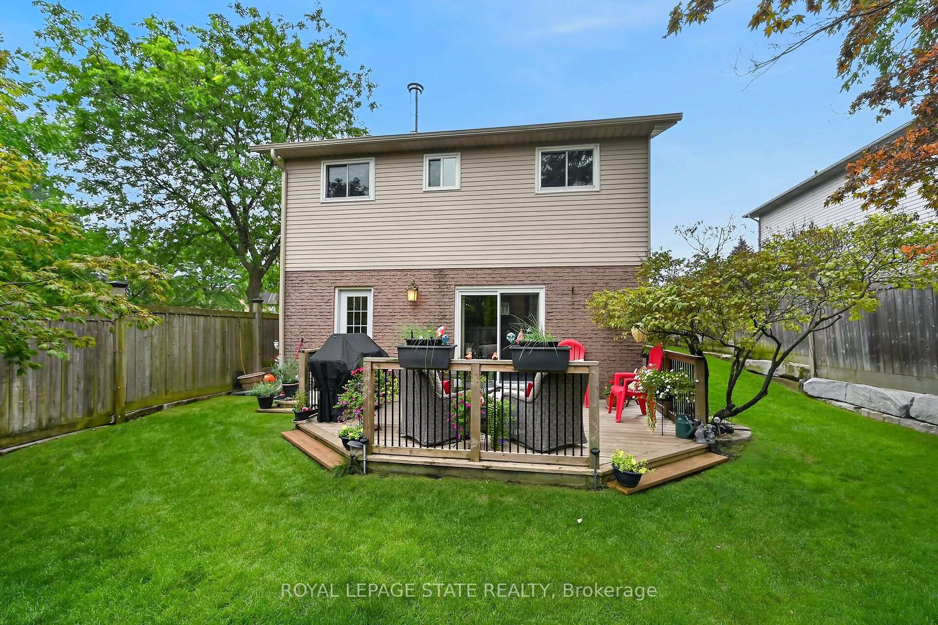 Photo 45 of 2 Novoco Drive, Hamilton, Gurnett — HOMEH